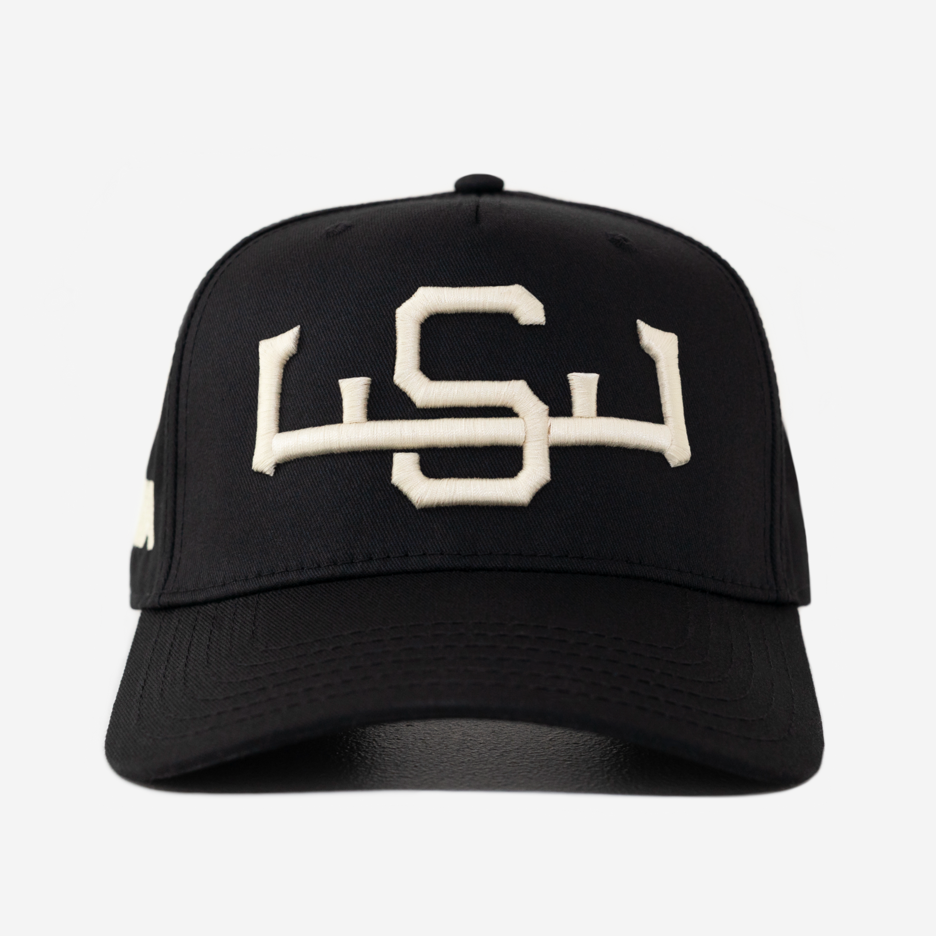 SF HAT CURVED BRIM (CREAM)