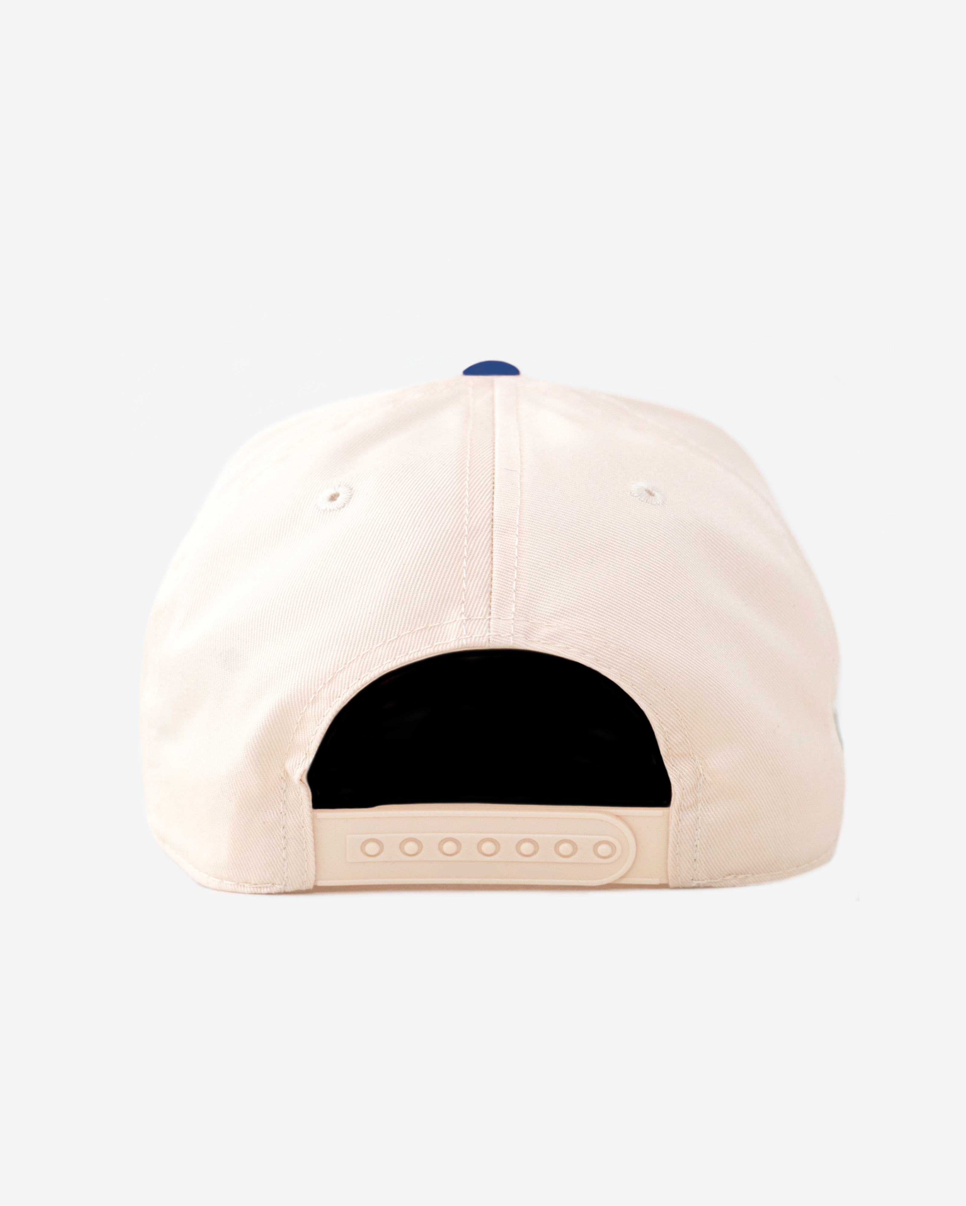 QUEENS NY HAT CURVED BRIM (CREAM)