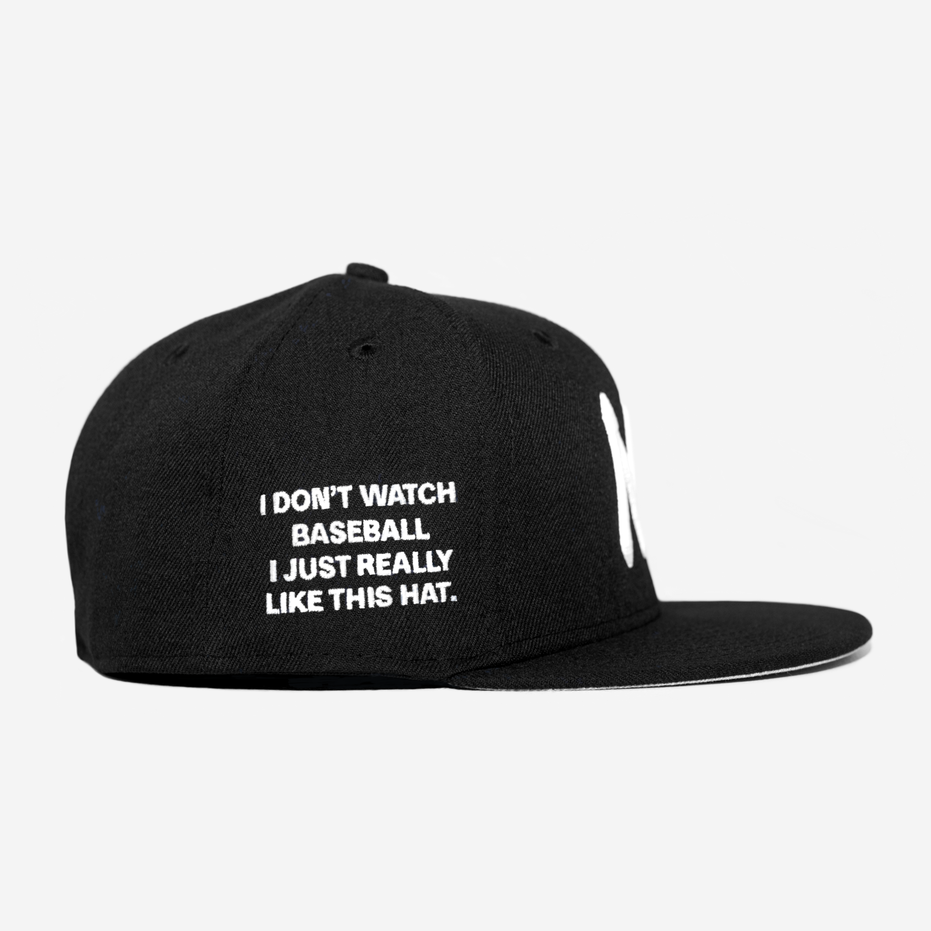 NY "I DON'T WATCH BASEBALL" FITTED HAT (BLK/WHT)
