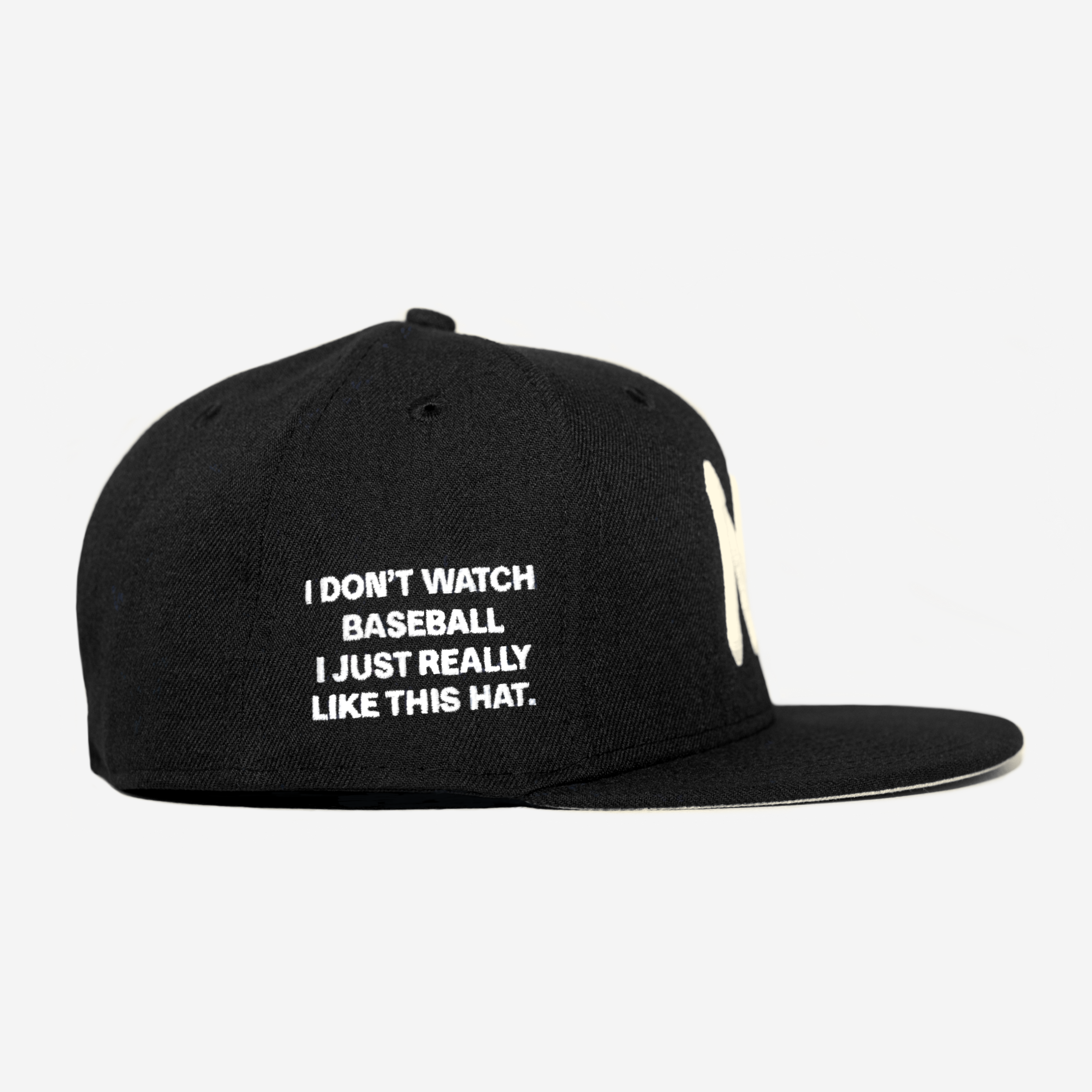 NY "I DON'T WATCH BASEBALL" FITTED HAT (BLK/CRM)