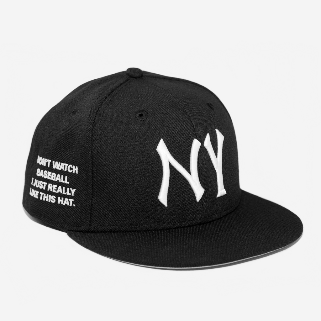 NY "I DON'T WATCH BASEBALL" FITTED HAT (BLK/WHT)
