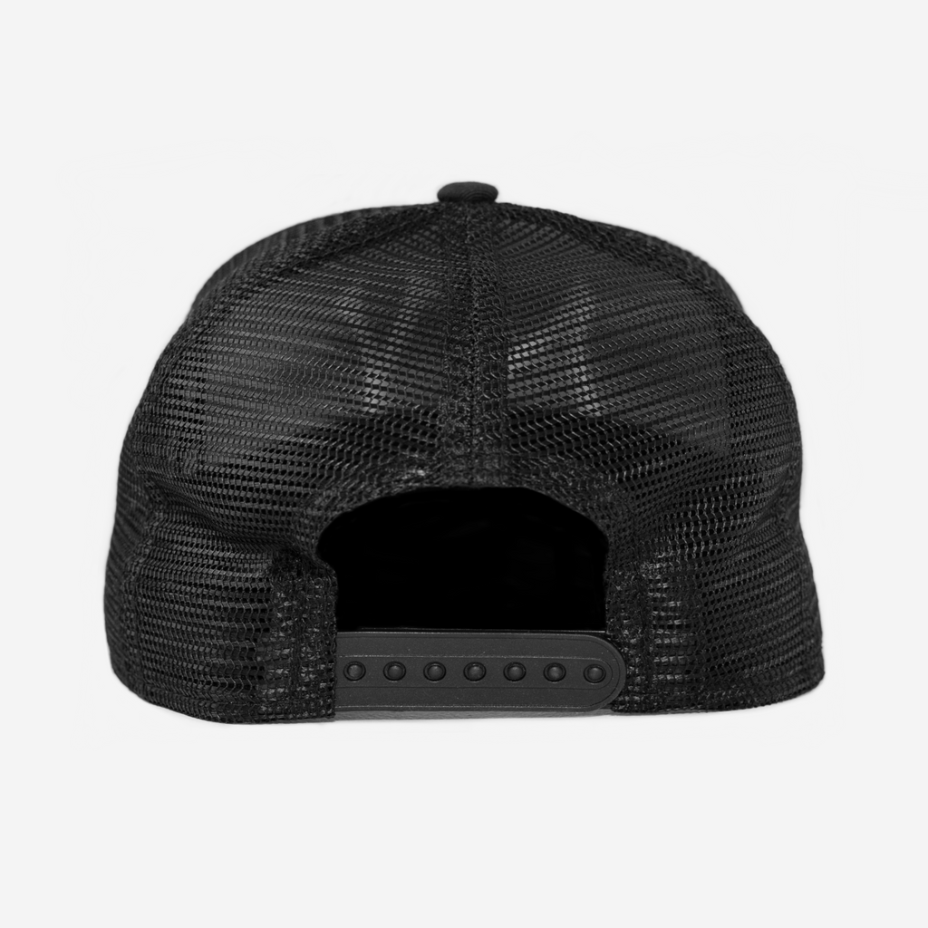 NY NEW ERA TRUCKER HAT (CREAM)