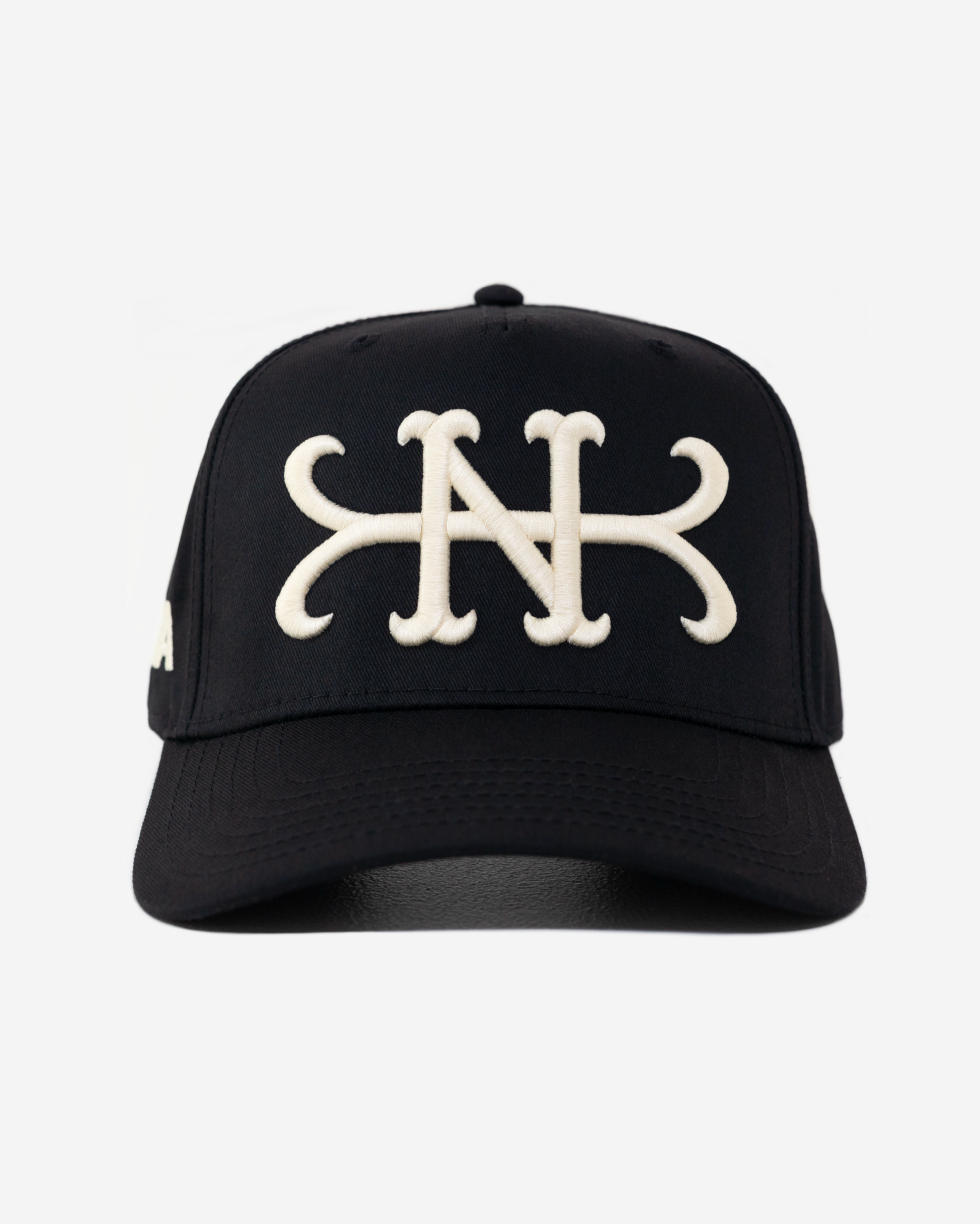QUEENS NY HAT CURVED BRIM (CREAM)