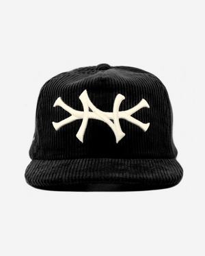 NEW YoRK CoRDURoY HAT (BLK/CRM)