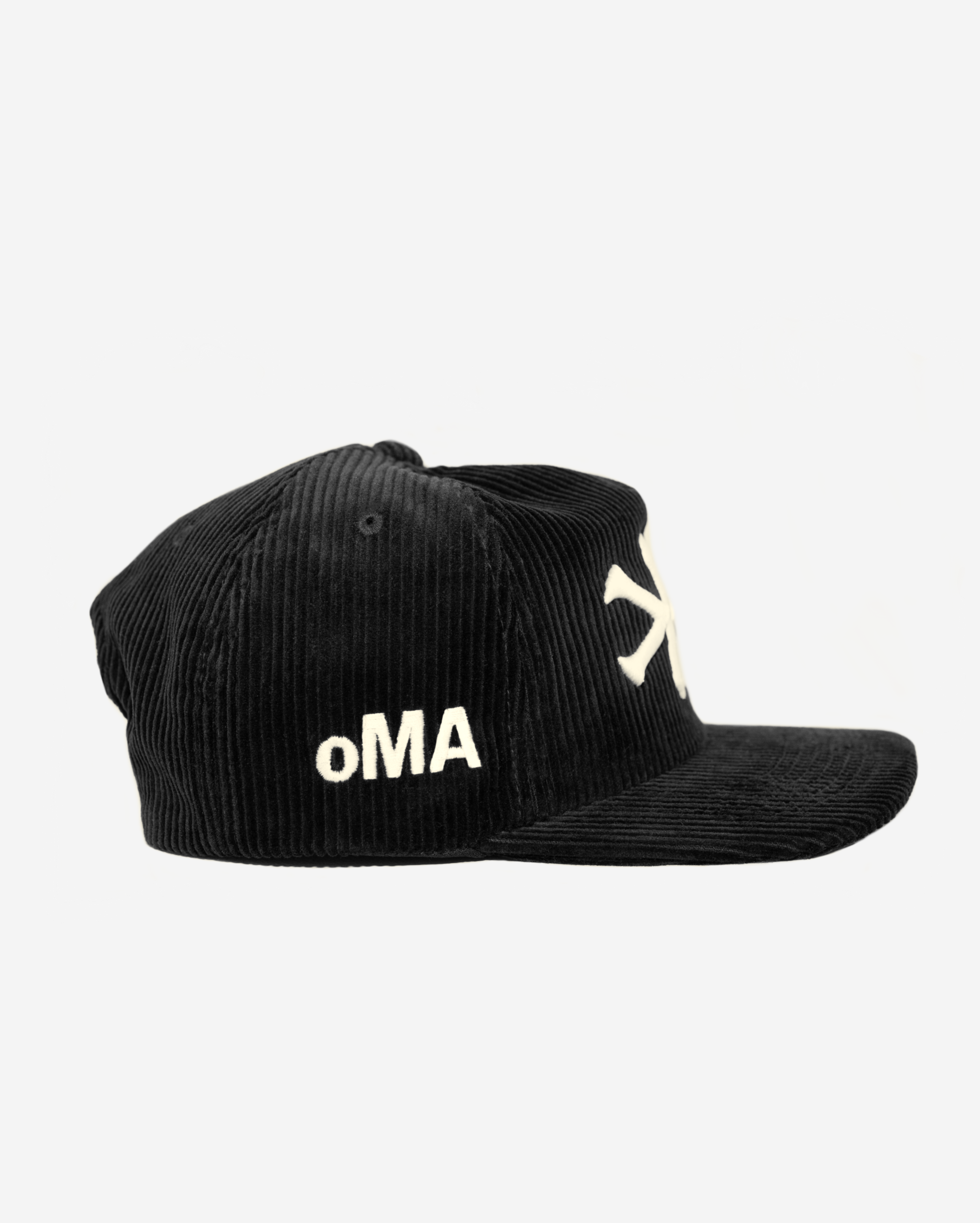 NEW YoRK CoRDURoY HAT (BLK/CRM)