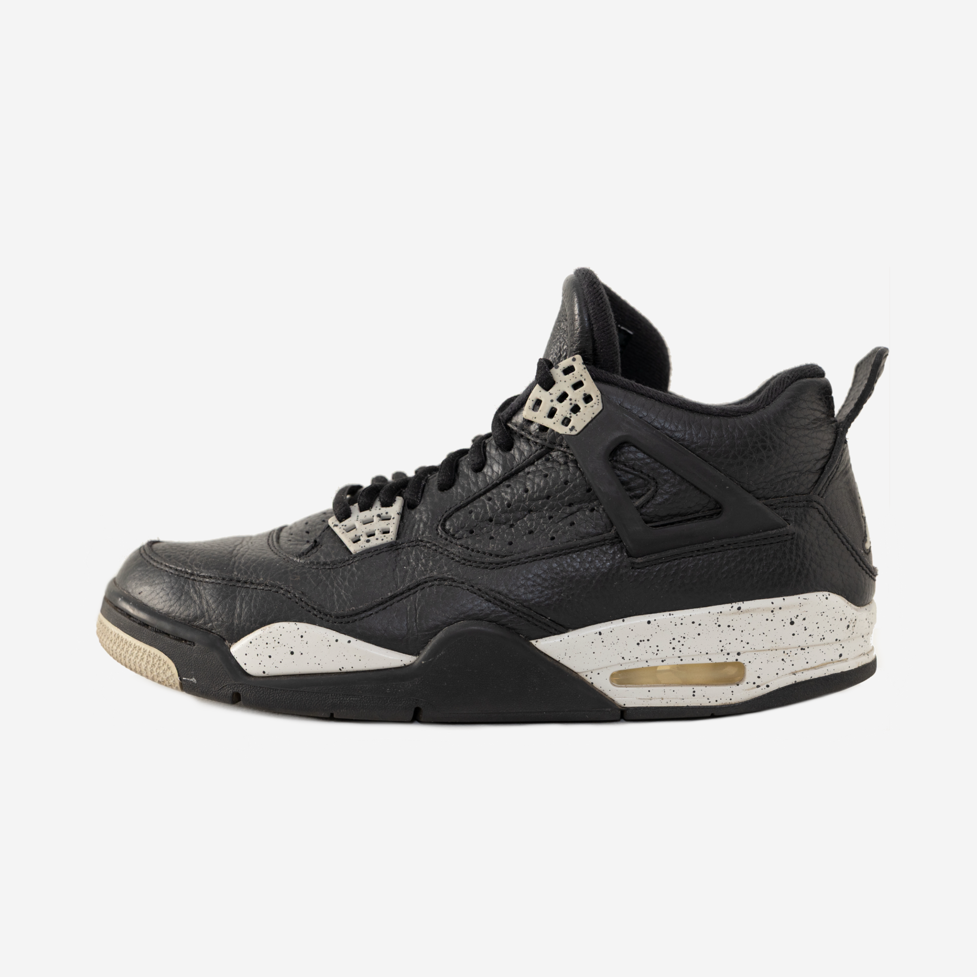 NIKE AIR JORDAN 4 (OREO)
