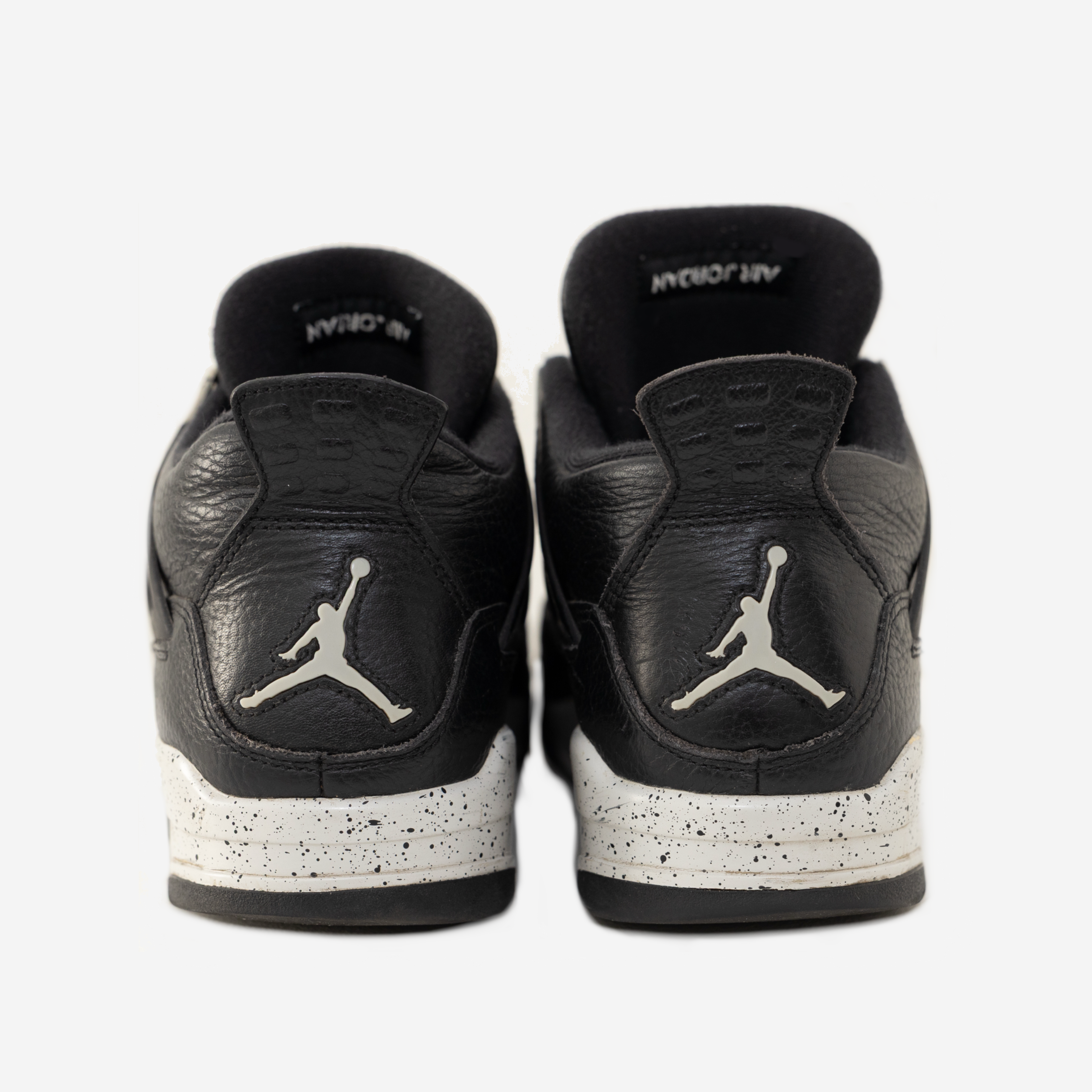 NIKE AIR JORDAN 4 (OREO)