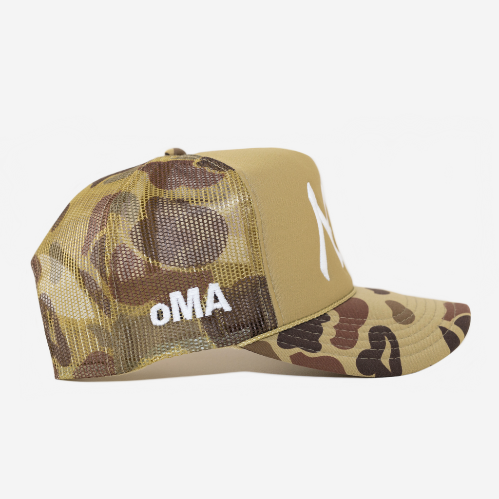 NY TRUCKER HAT (DESERT CAMO)