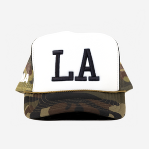 LA TRUCKER HAT (CAMO/WHT)