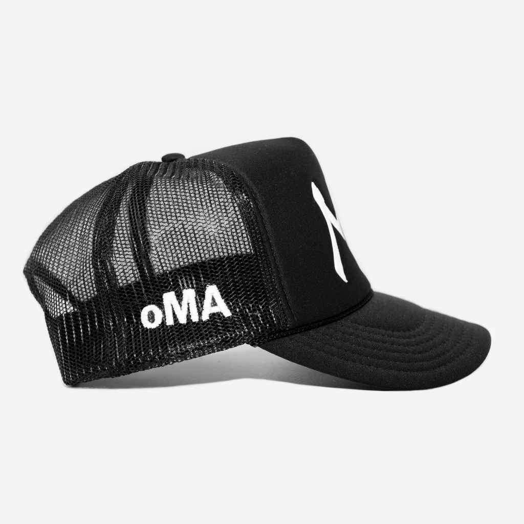 NY TRUCKER HAT (BLACK)
