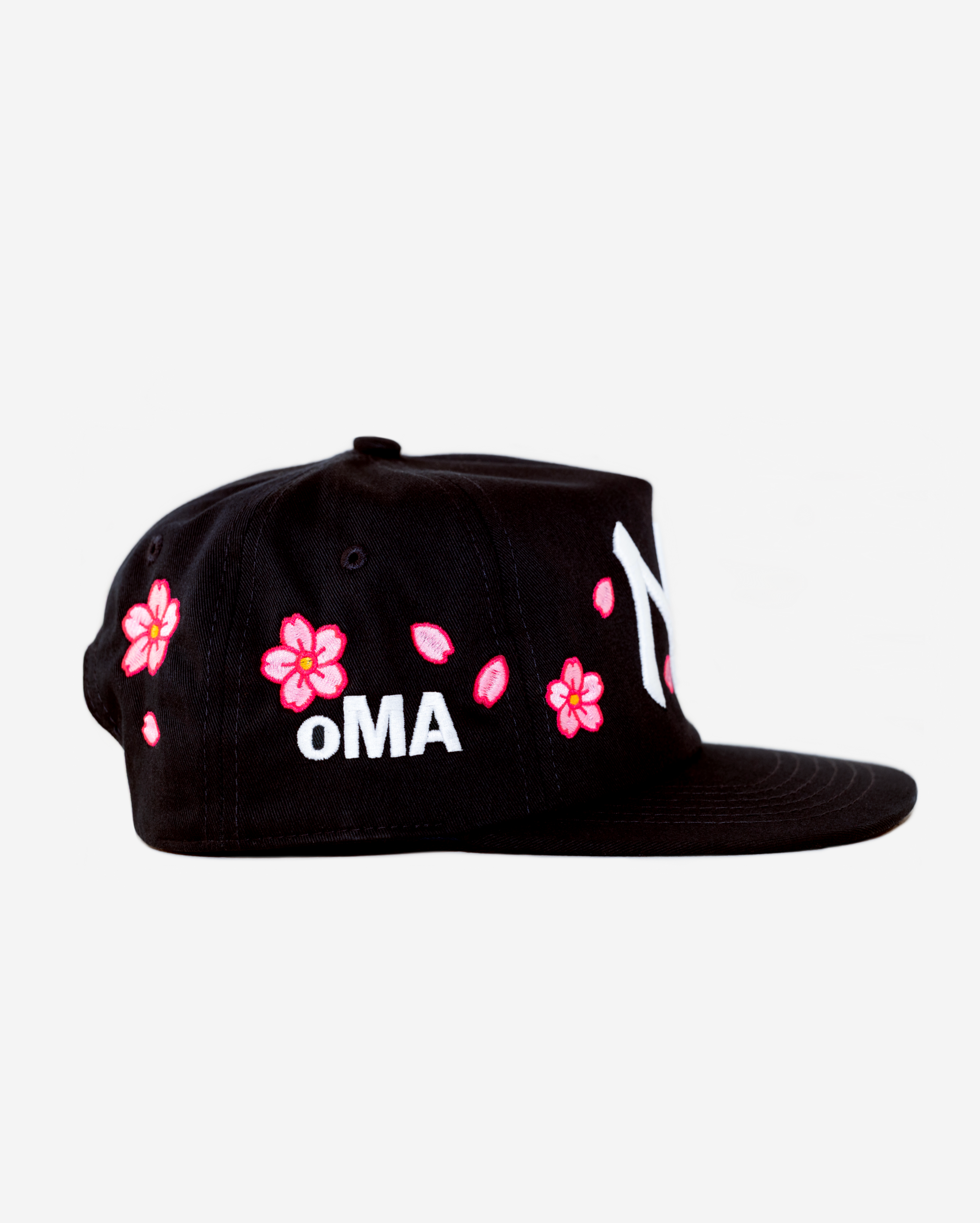 NY CHERRY BLoSSoM HAT (BLACK)