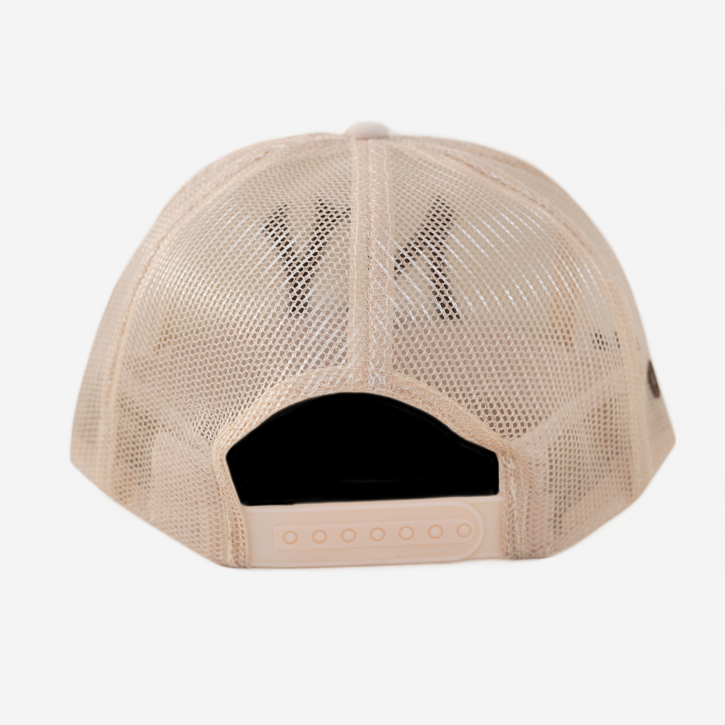 NY TRUCKER HAT (CREAM)