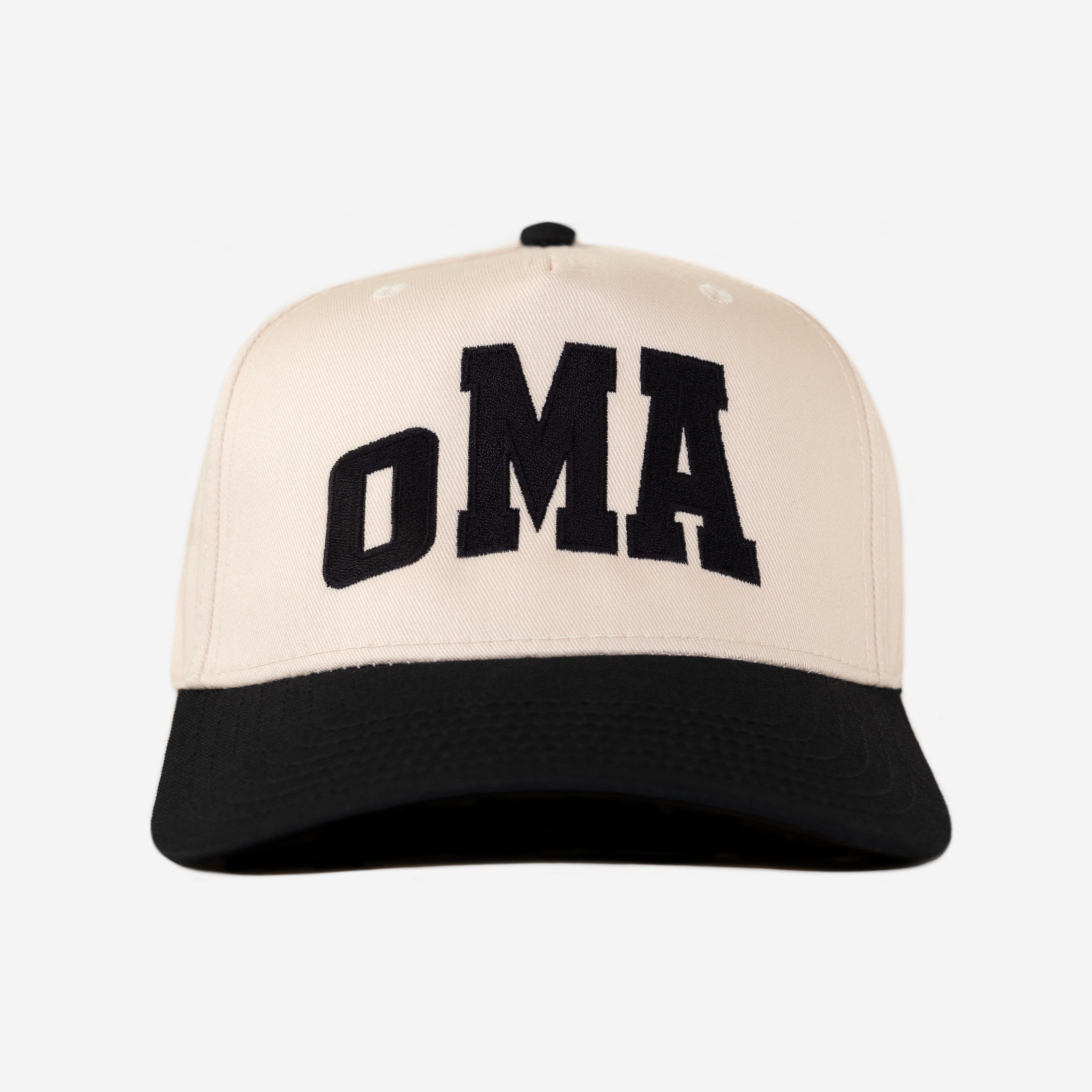 ARCH CURVED BRIM HAT (CREAM)