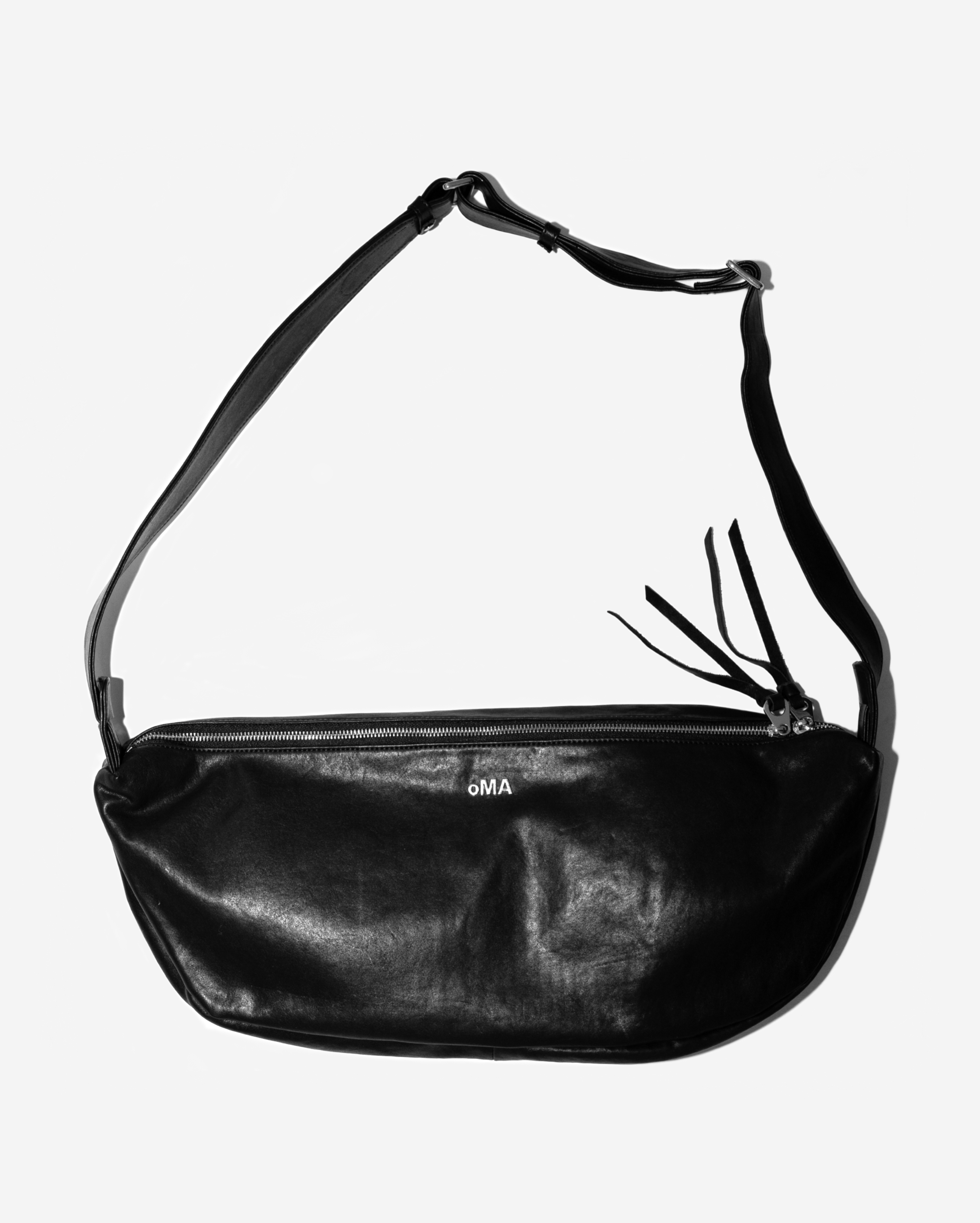 LEATHER ZIP BAG