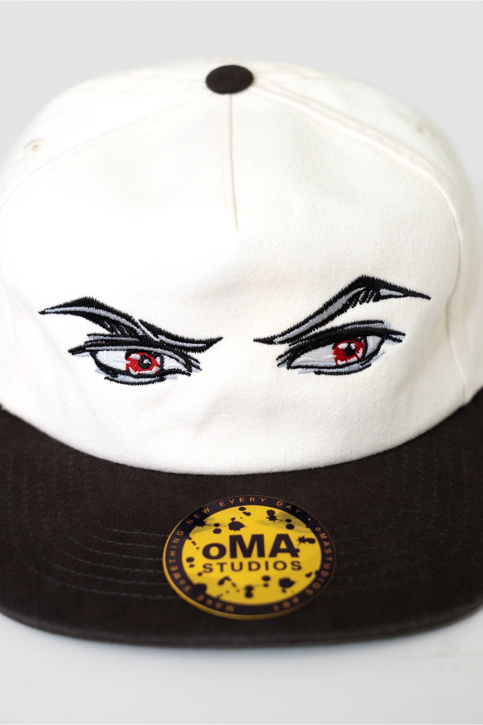 BAD ANIME EYES HAT (IVoRY)