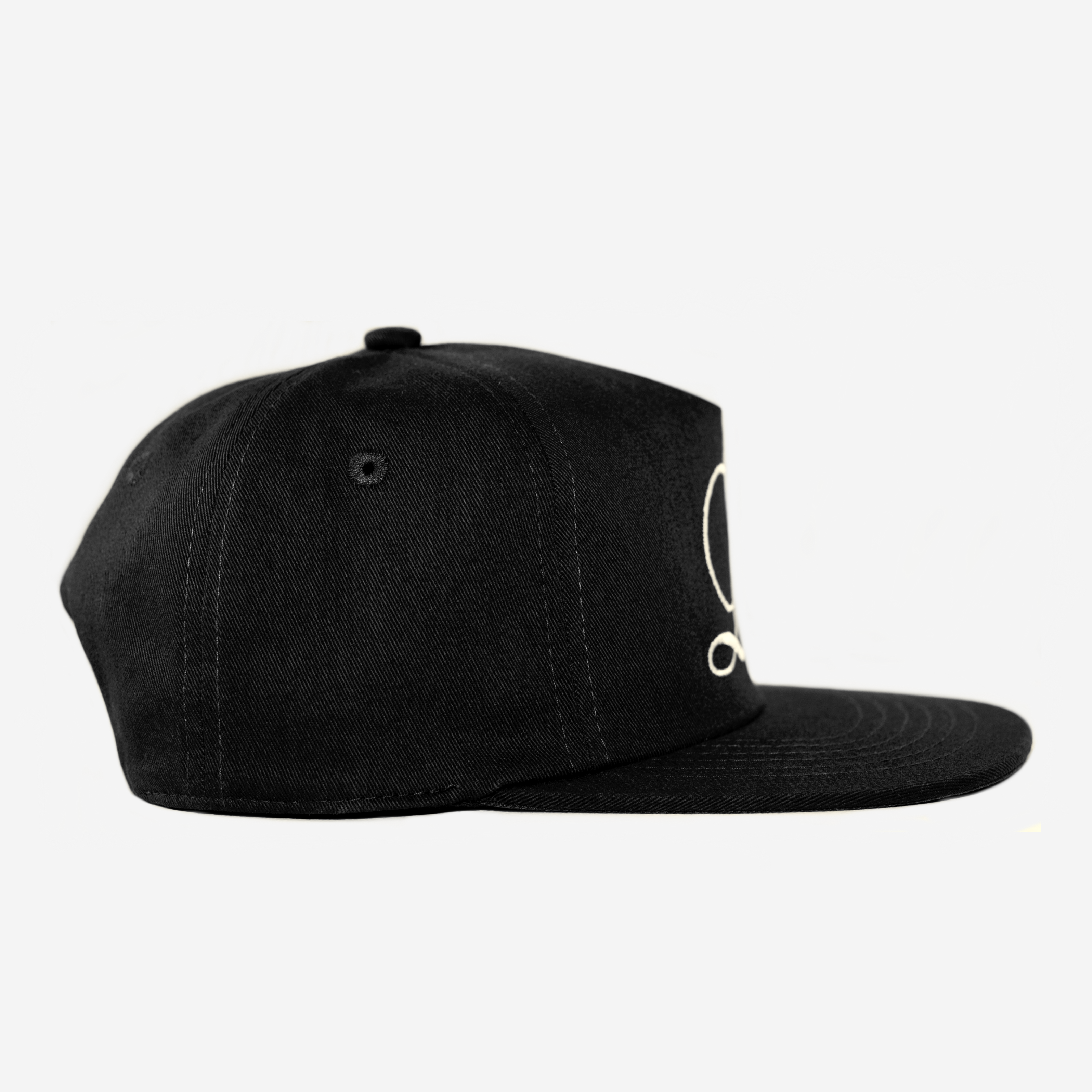 LOS ANGELES SCRIPT HAT (BLK/CRM)