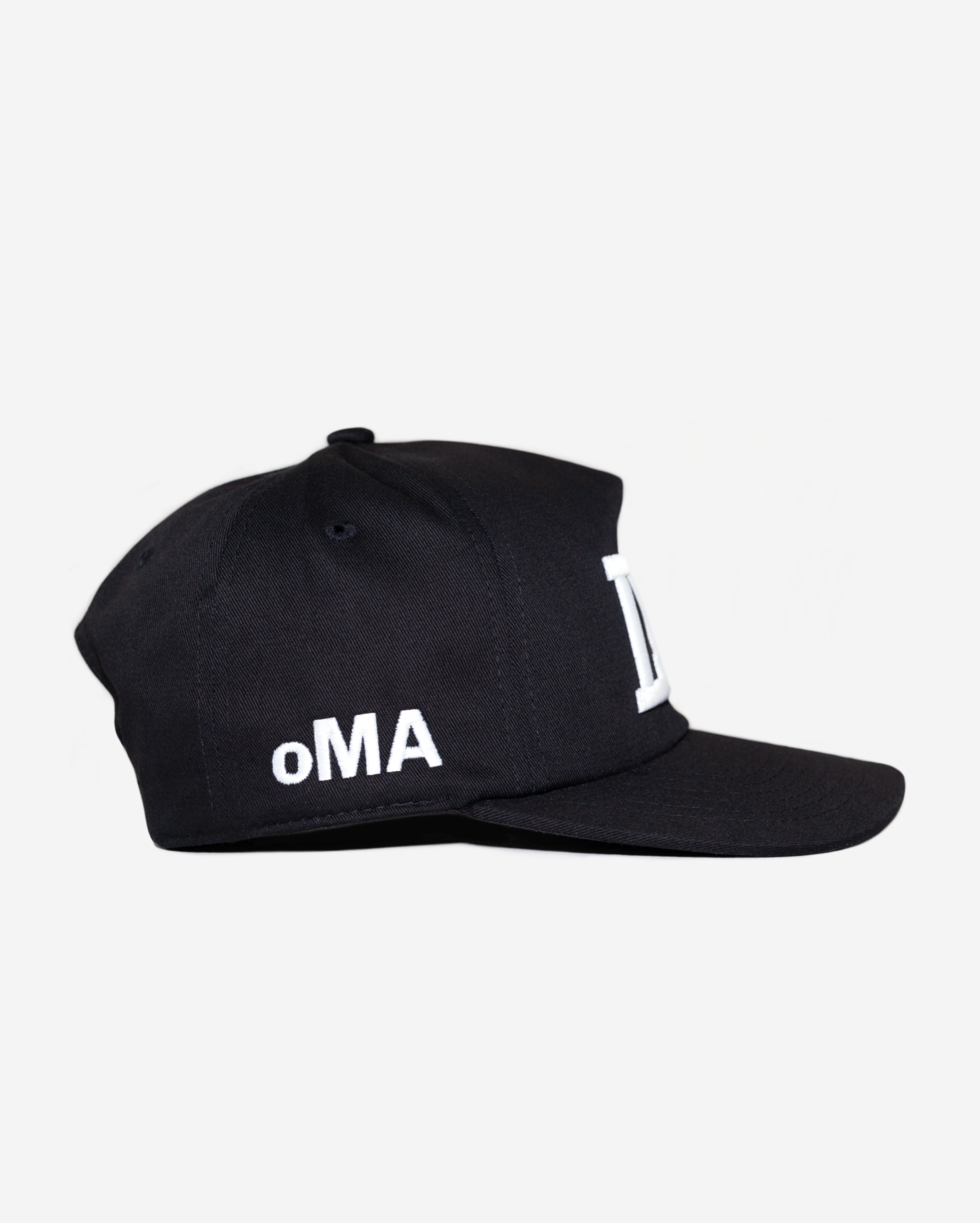 LA HAT (BLACK)