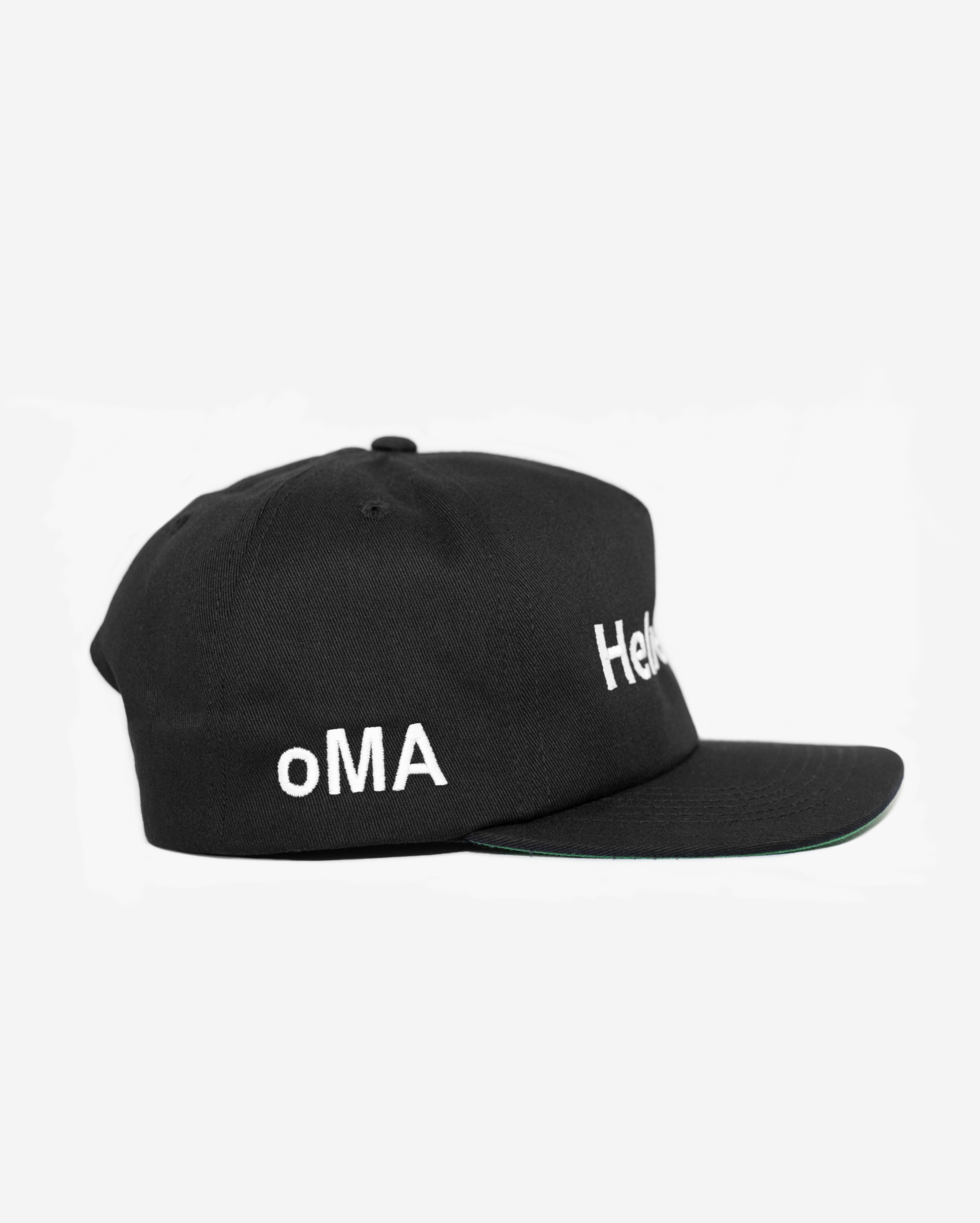 Helvetica FoNT HAT (BLACK)