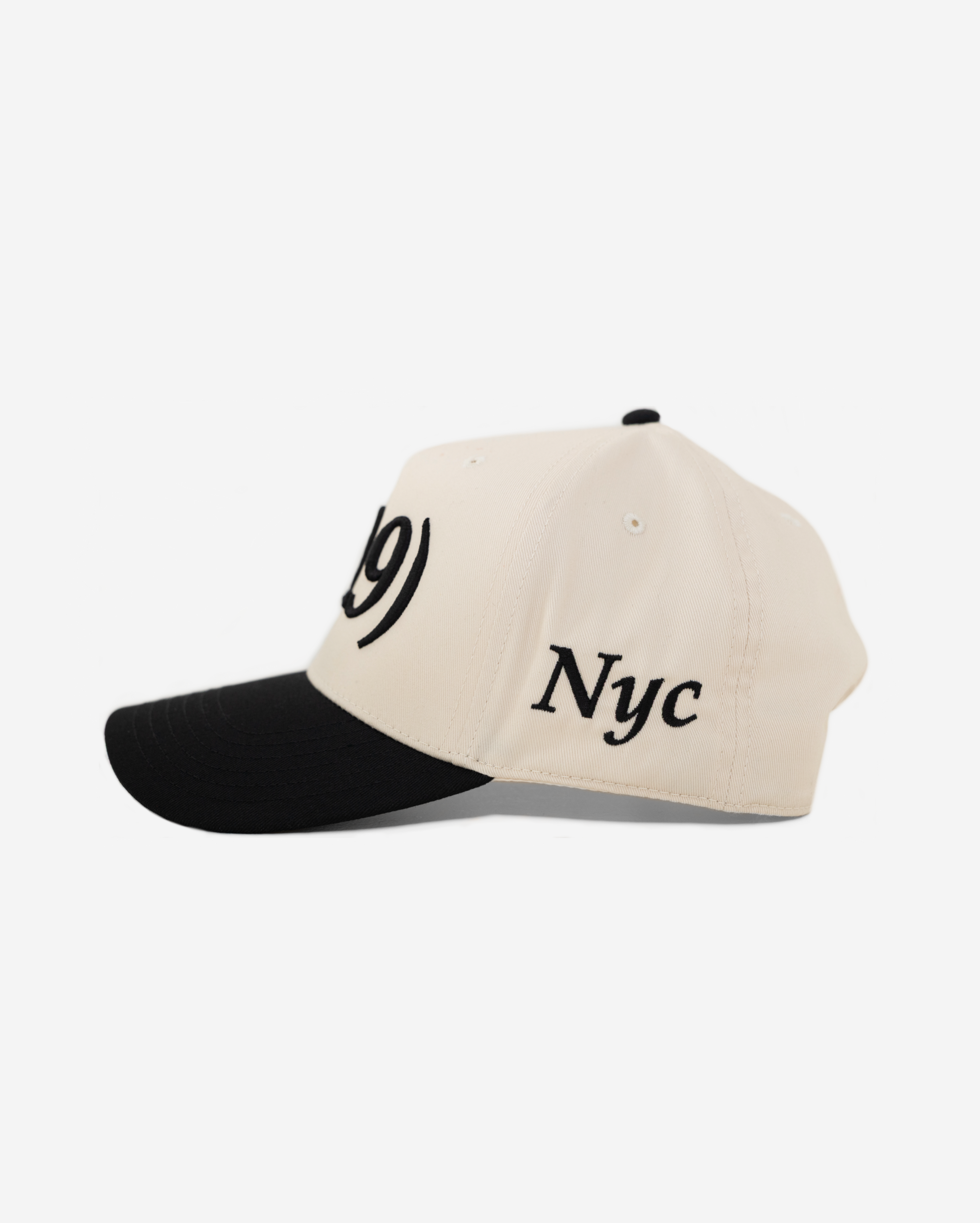 NEW YoRK AREA CoDE HAT (CREAM/BLK)