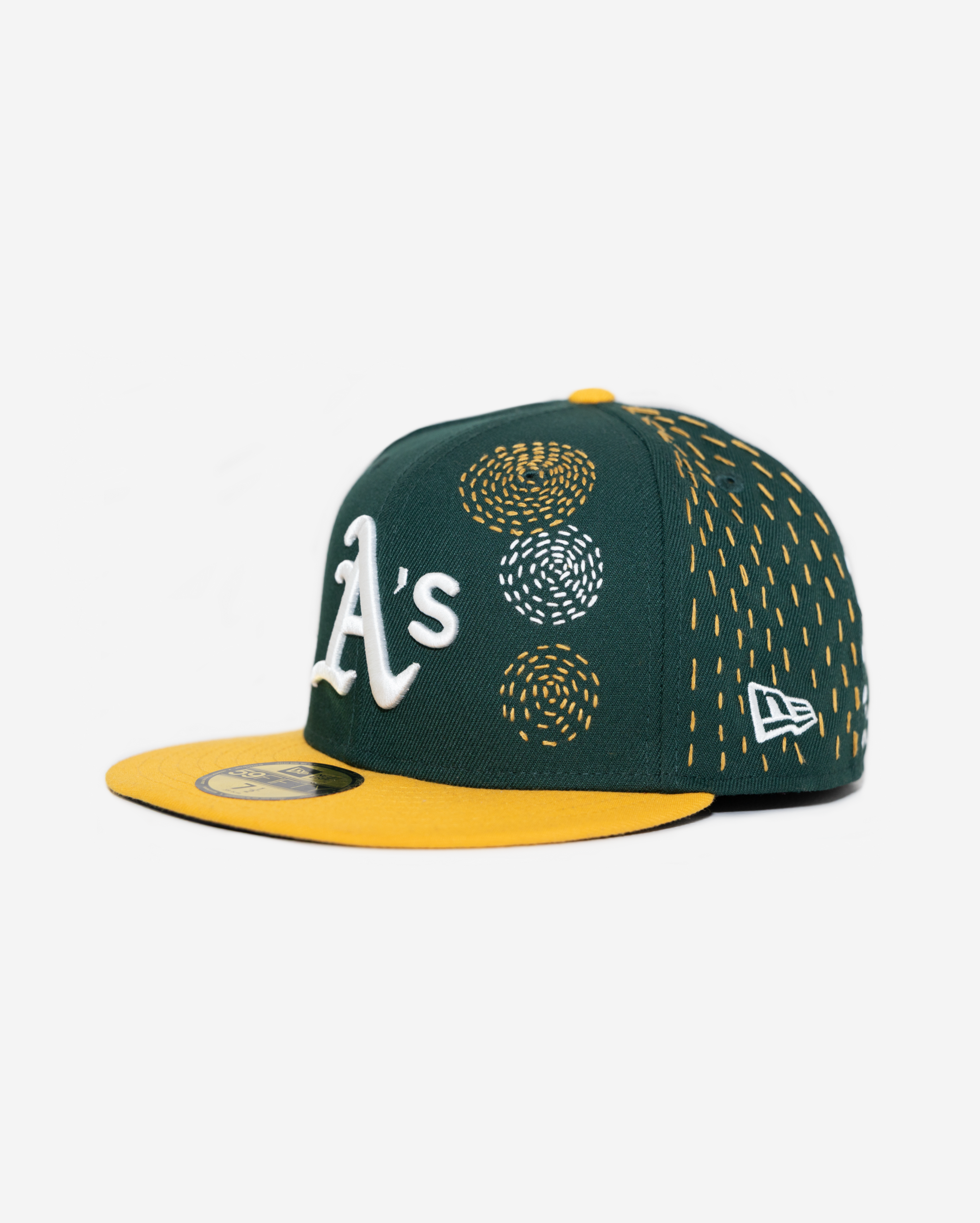 oAKLAND A'S SASHIKo FITTED HAT (GREEN/GoLD)