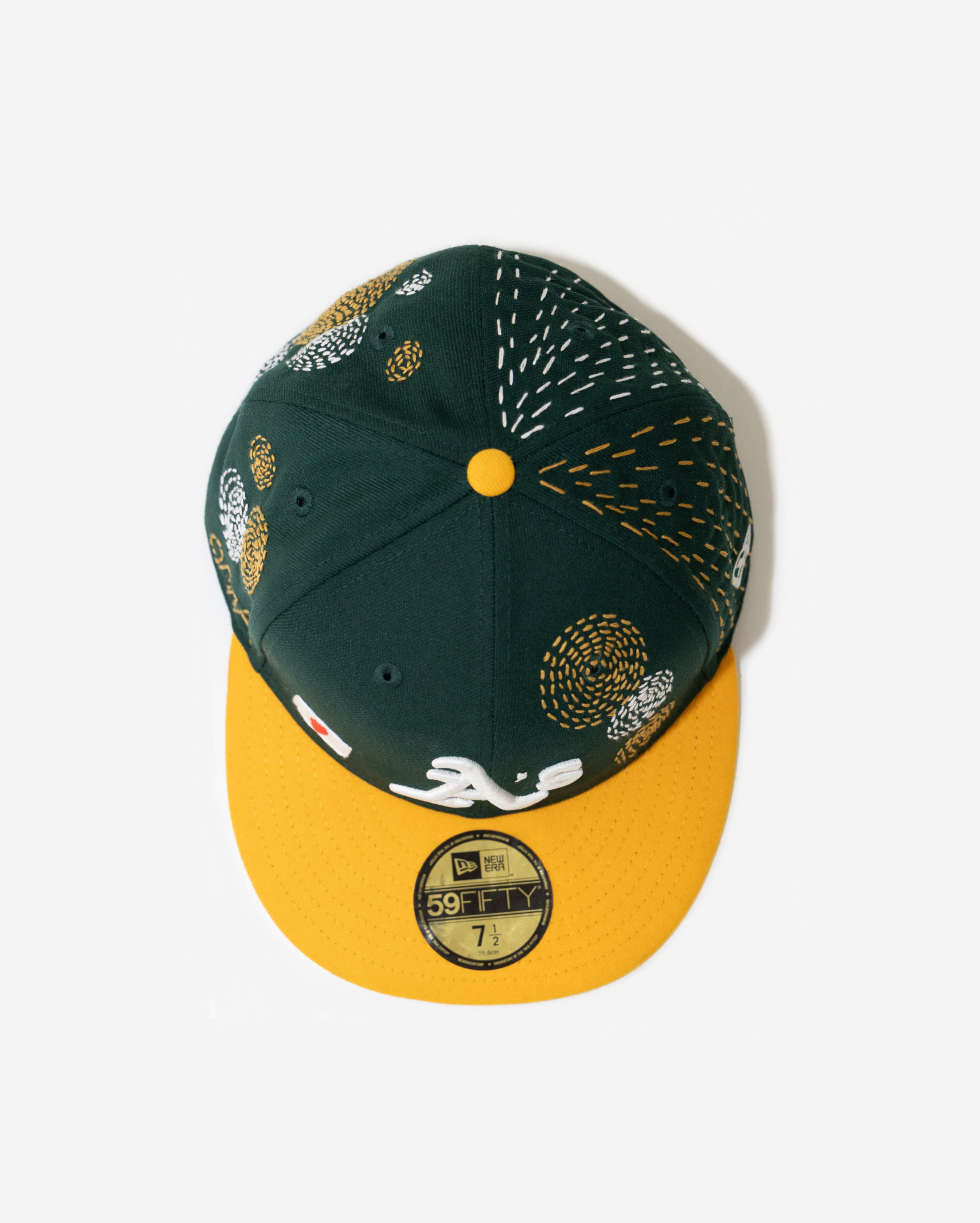 oAKLAND A'S SASHIKo FITTED HAT (GREEN/GoLD)