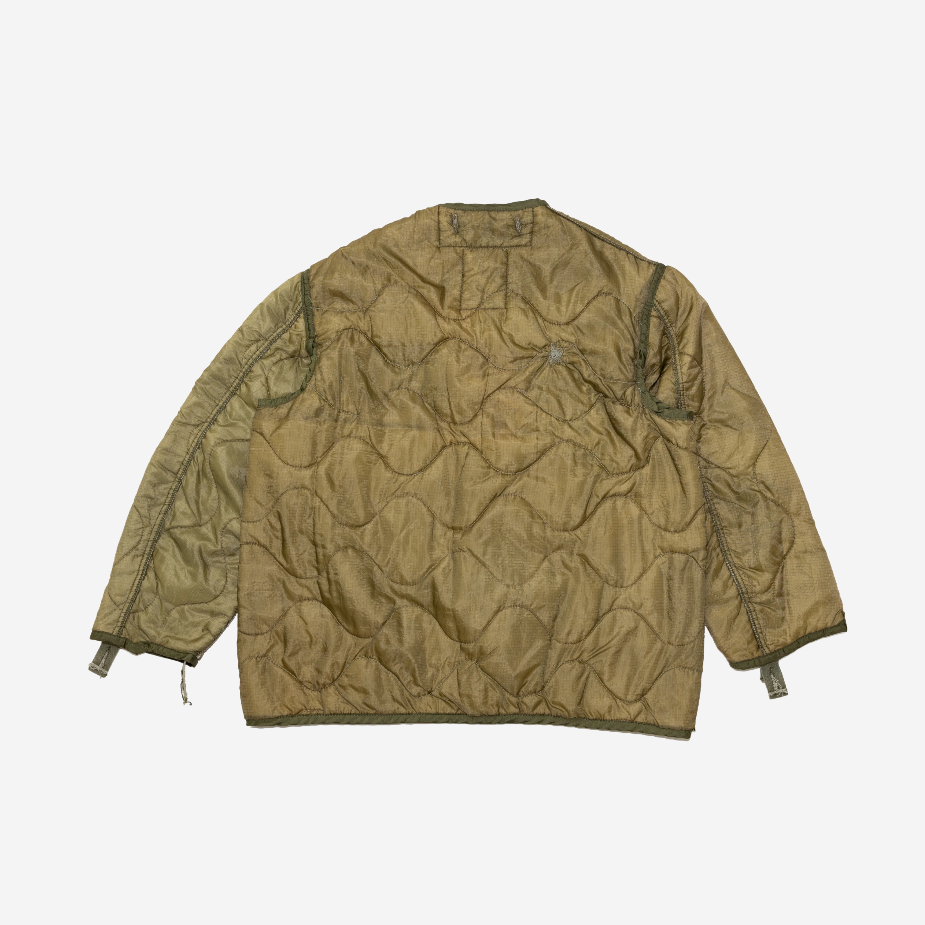 VINTAGE INSULATED ARMY LINER JACKET