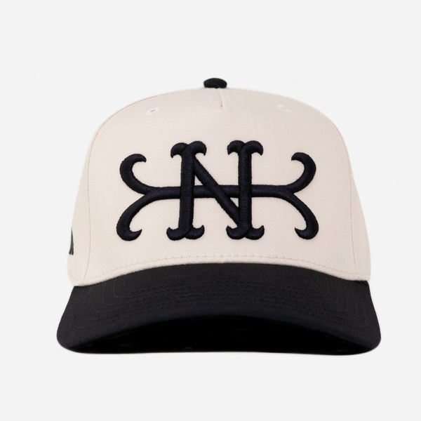 NY QUEENS HAT CURVED BRIM (CREAM/BLACK) – oMA Studios