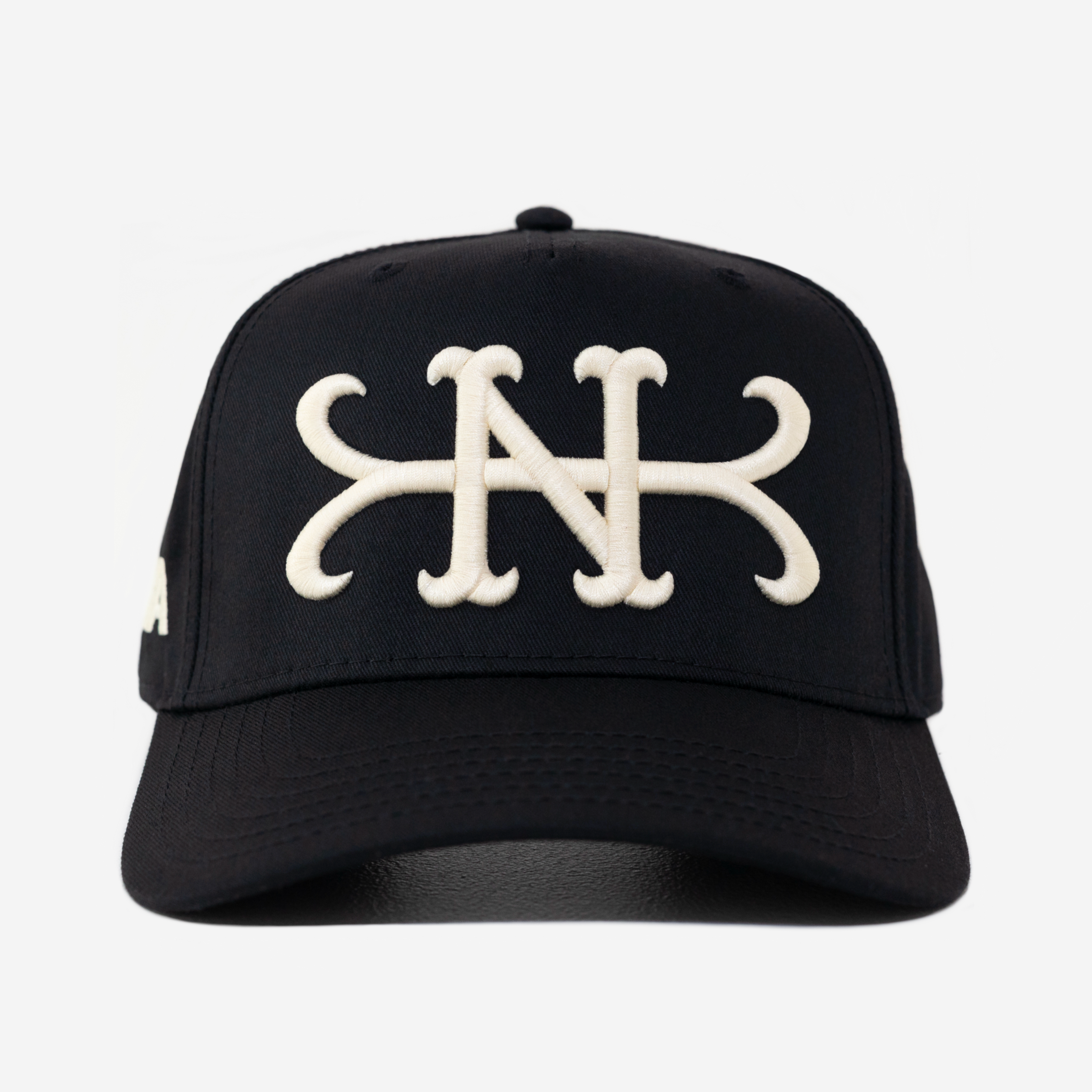 NY QUEENS HAT CURVED BRIM (CREAM)