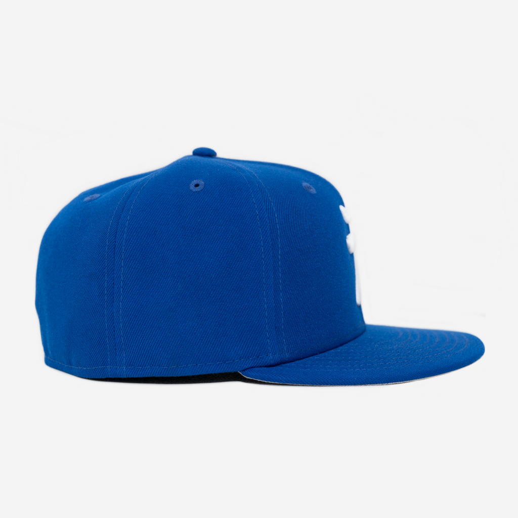 LA KATAKANA FITTED HAT (BLUE)