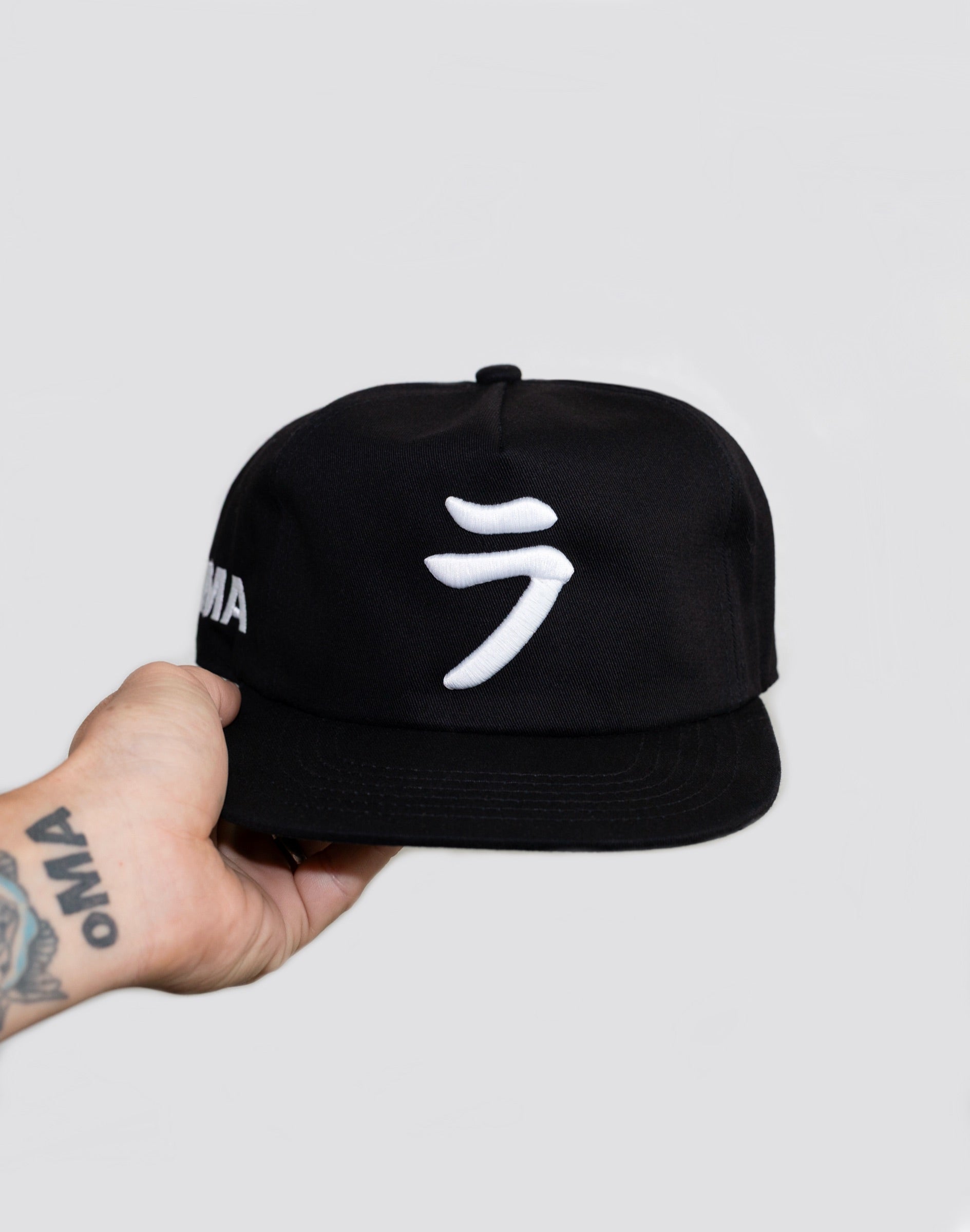 LA KATAKANA JAPAN HAT (BLACK)