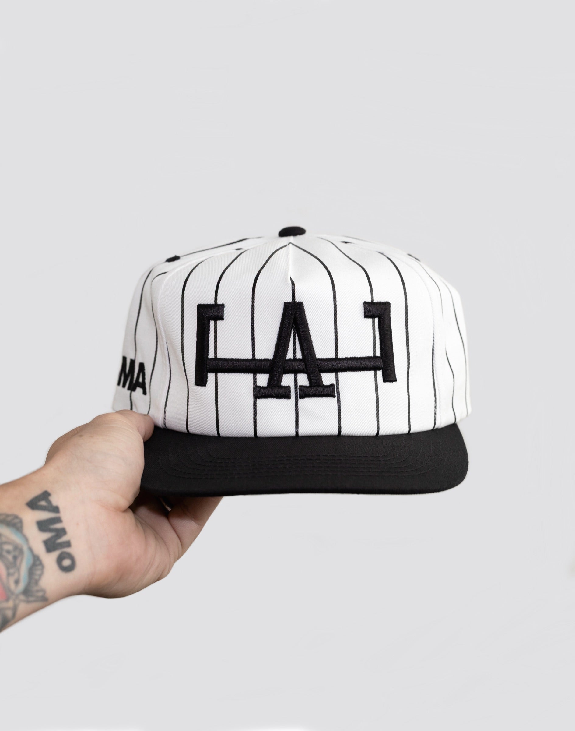 LA PREMIUM PINSTRIPE HAT