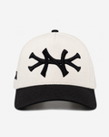 NEW YoRK HAT CURVED BRIM (CREAM/BLACK)