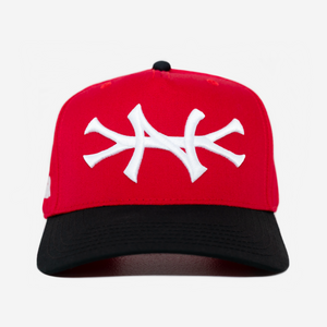 NY HAT CURVED BRIM (RED/BLACK)