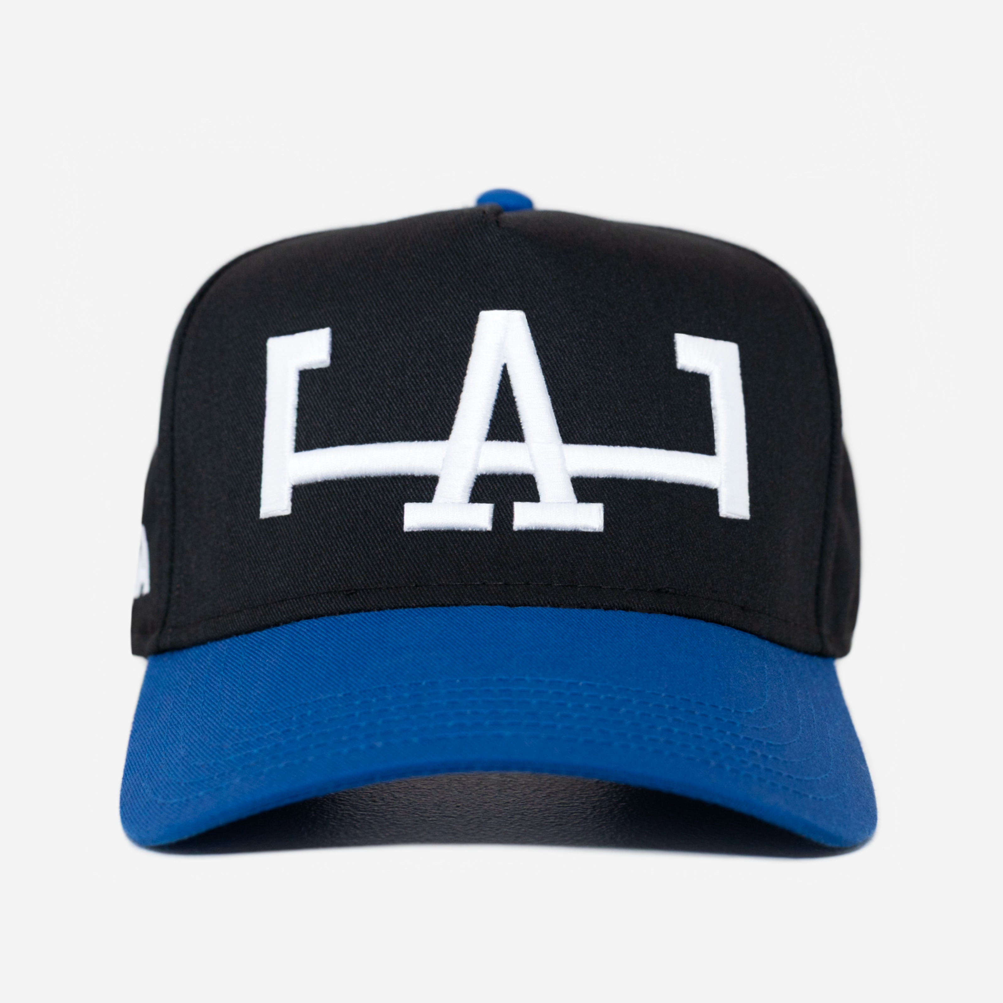LA HAT CURVED BRIM (BLACK/BLUE)