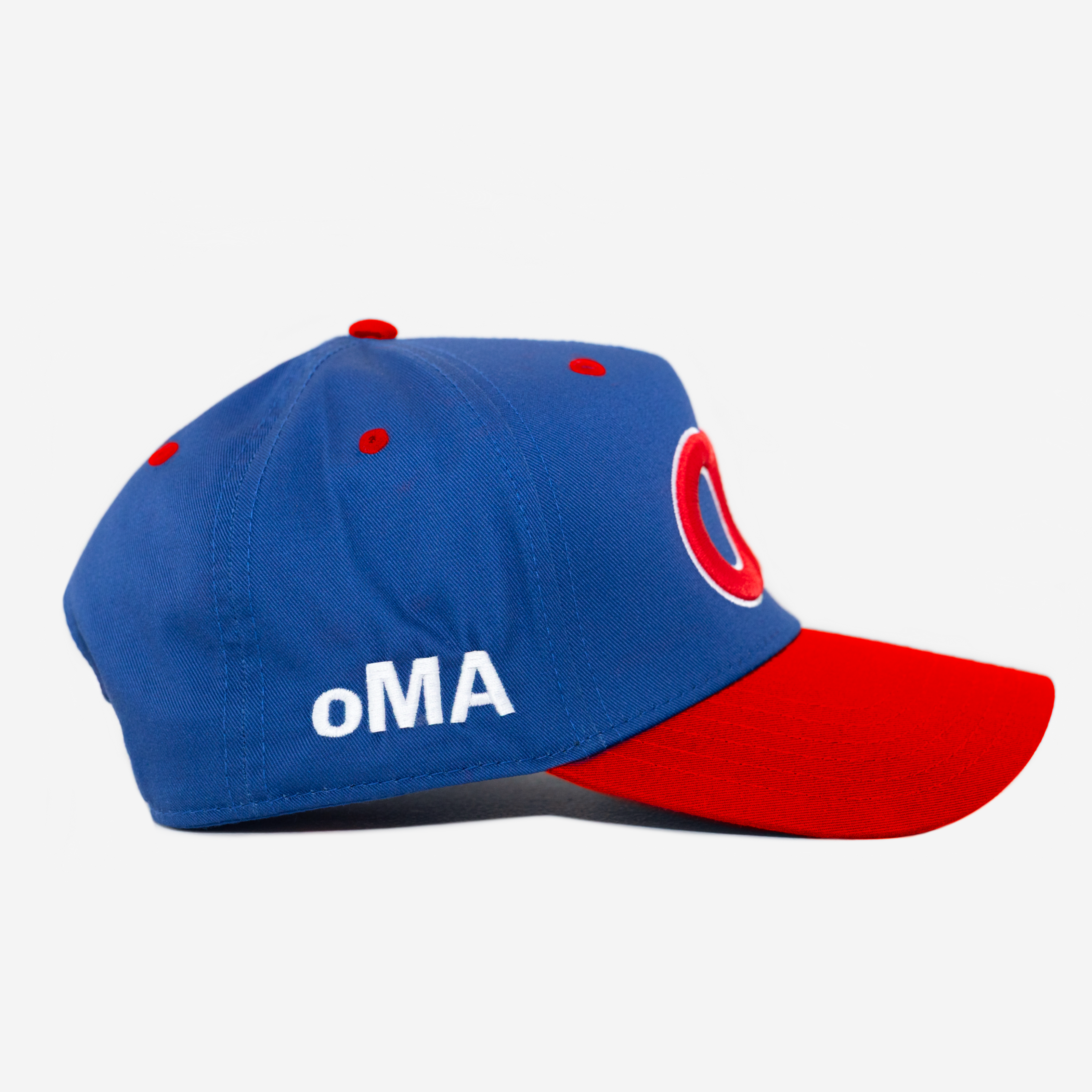 CHICAGO HAT CURVED BRIM (BLUE/RED)