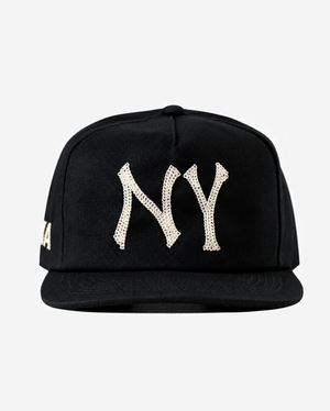 NY CHAIN STITCH HAT (BLACK/CREAM)