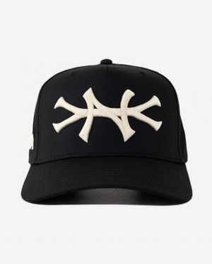 NEW YoRK HAT CURVED BRIM (BLK/CRM)