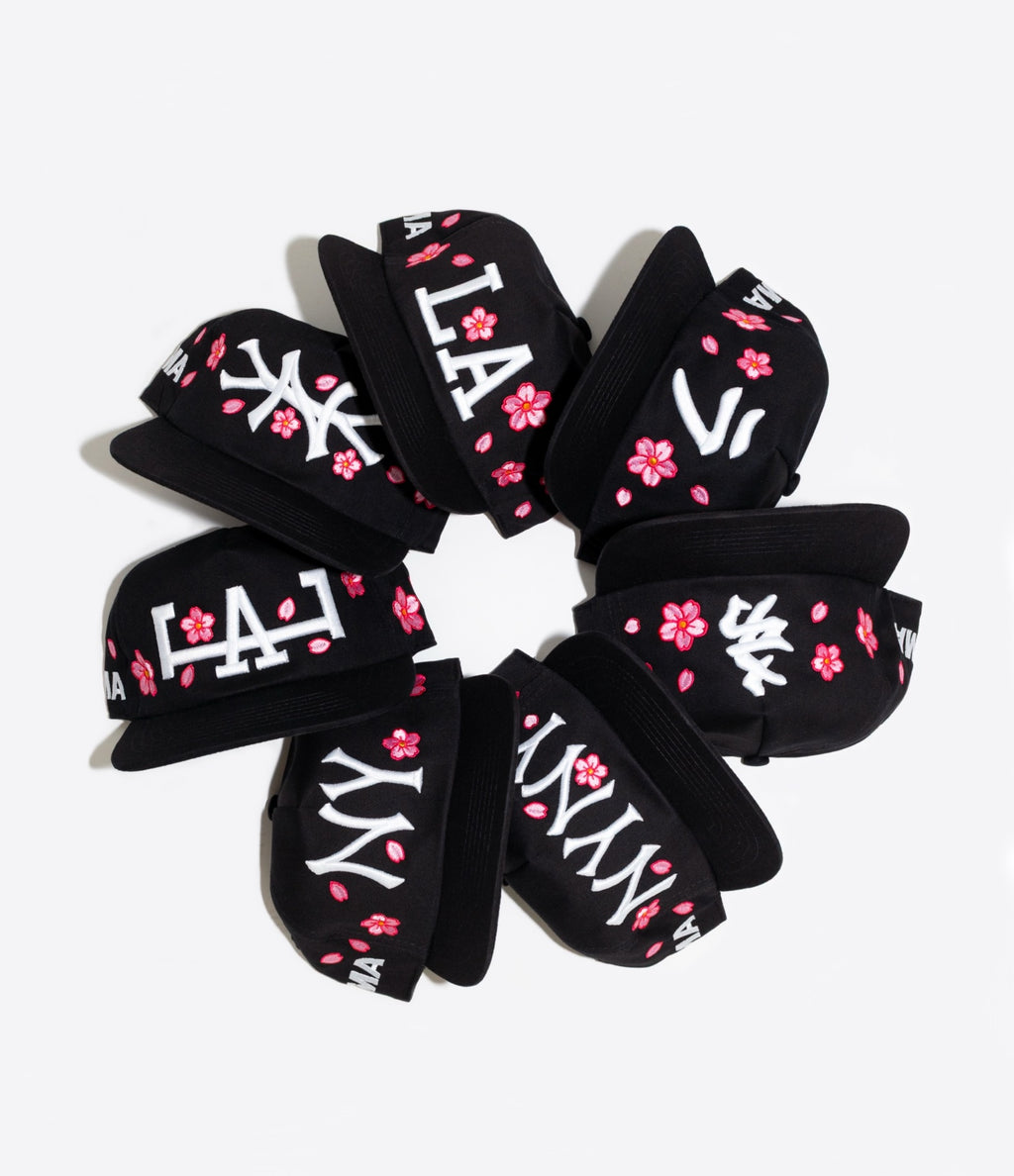 LA KATAKANA CHERRY BLOSSOM HAT (BLACK)