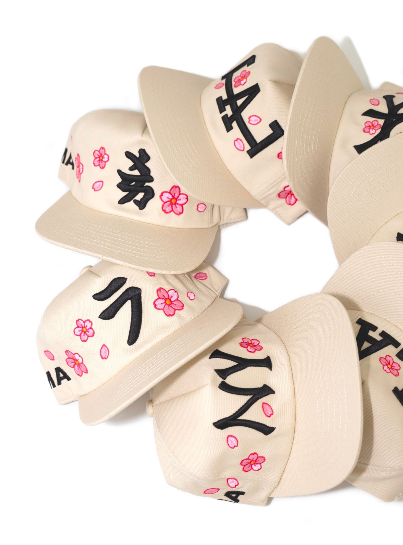 LA CHERRY BLOSSOM HAT (CREAM)
