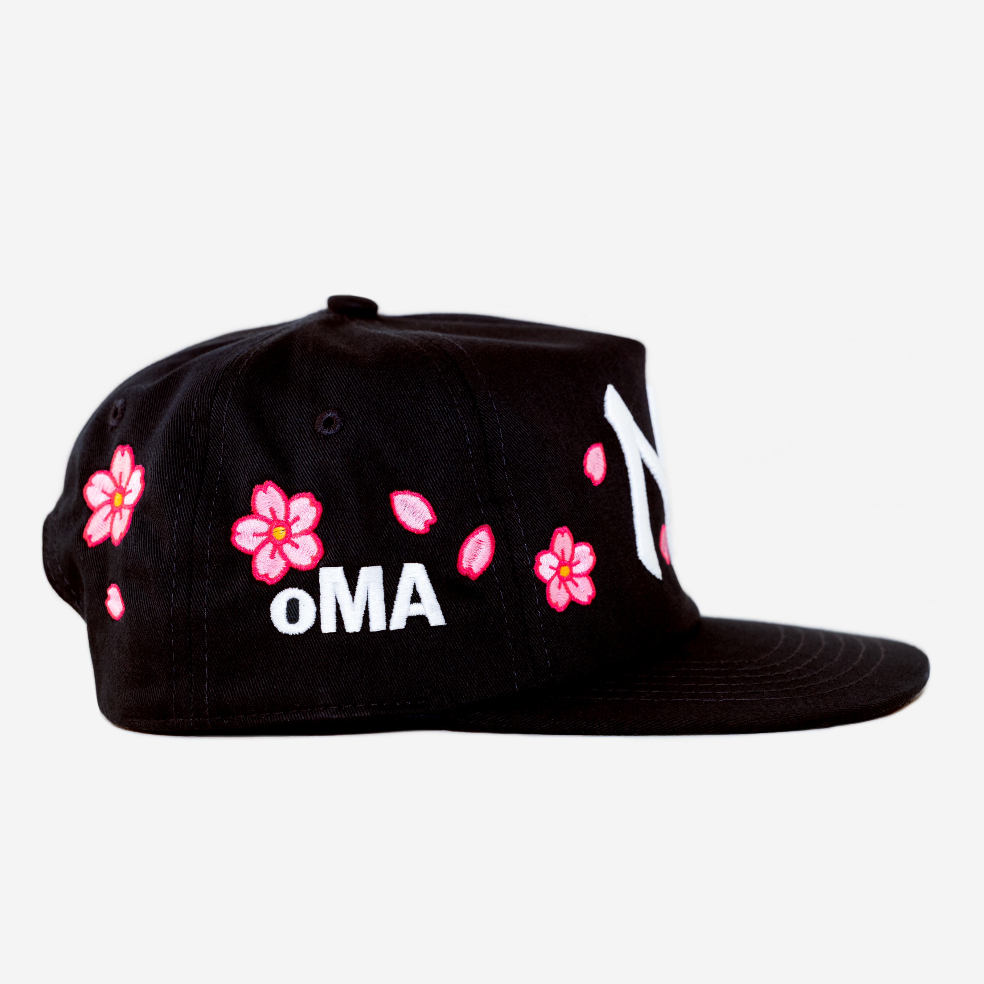 NY CHERRY BLOSSOM HAT (BLACK)