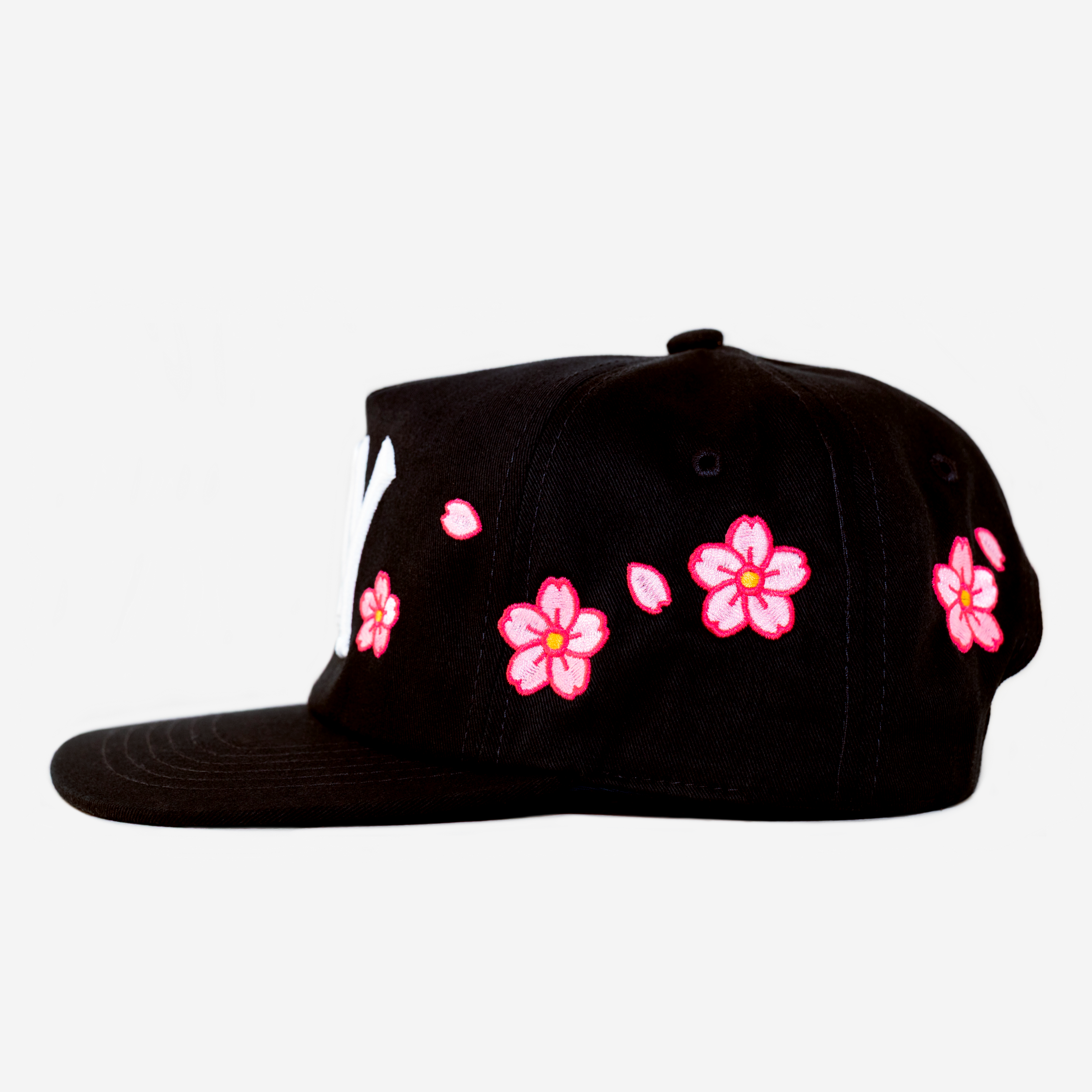 NY CHERRY BLOSSOM HAT (BLACK)