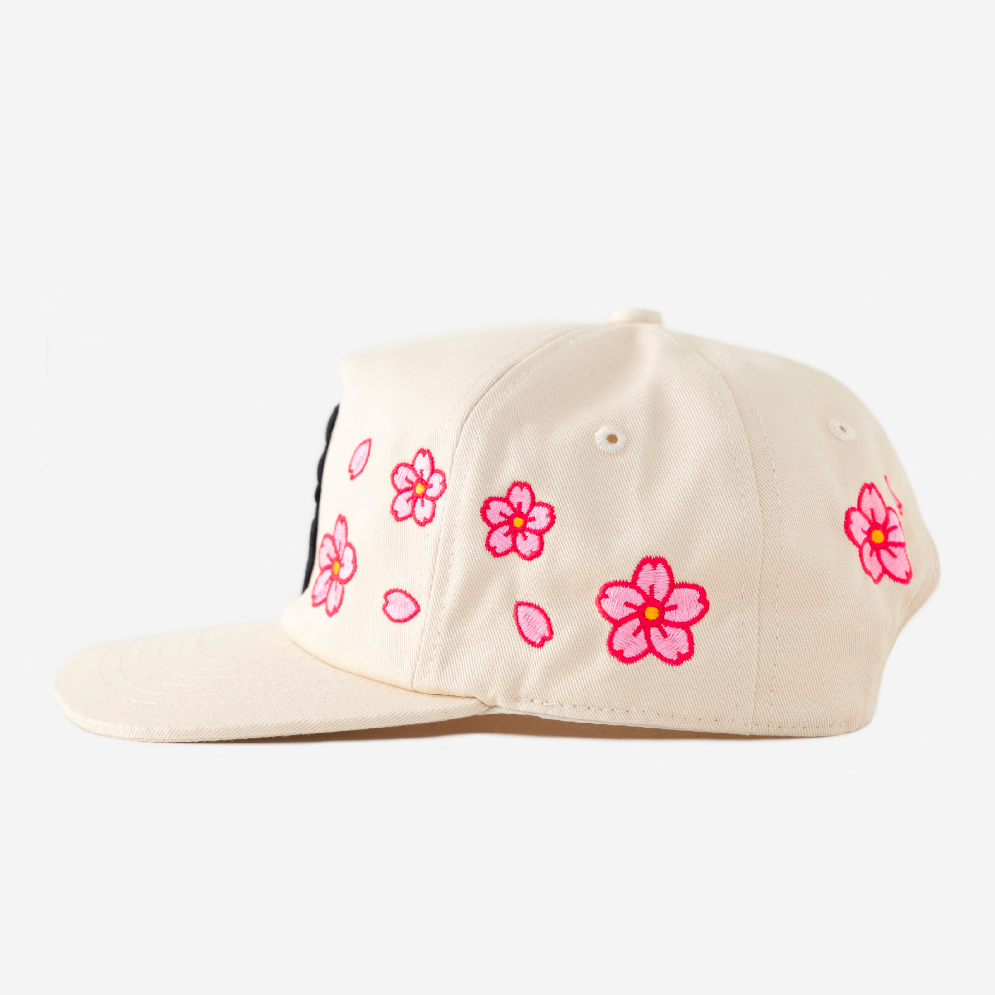 NY KANJI CHERRY BLOSSOM HAT (CREAM)