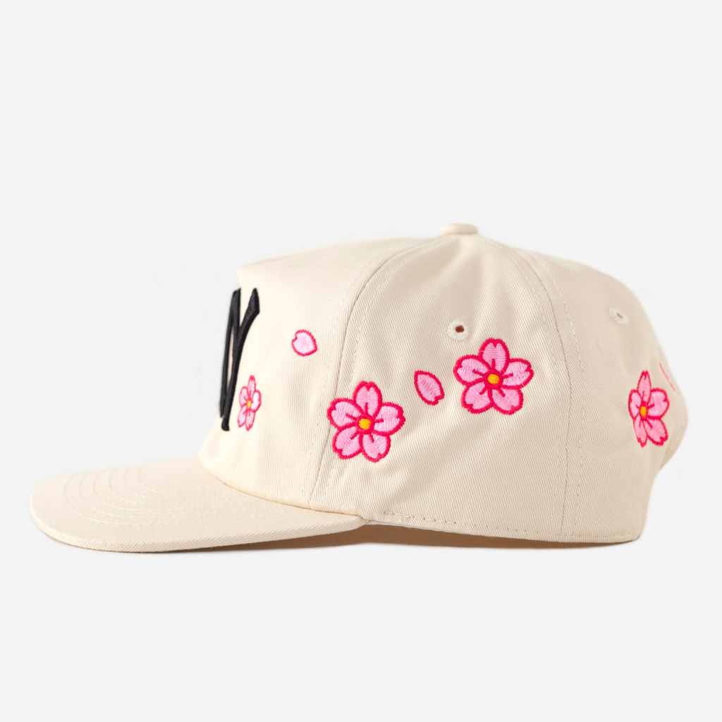 NY CHERRY BLOSSOM HAT (CREAM)