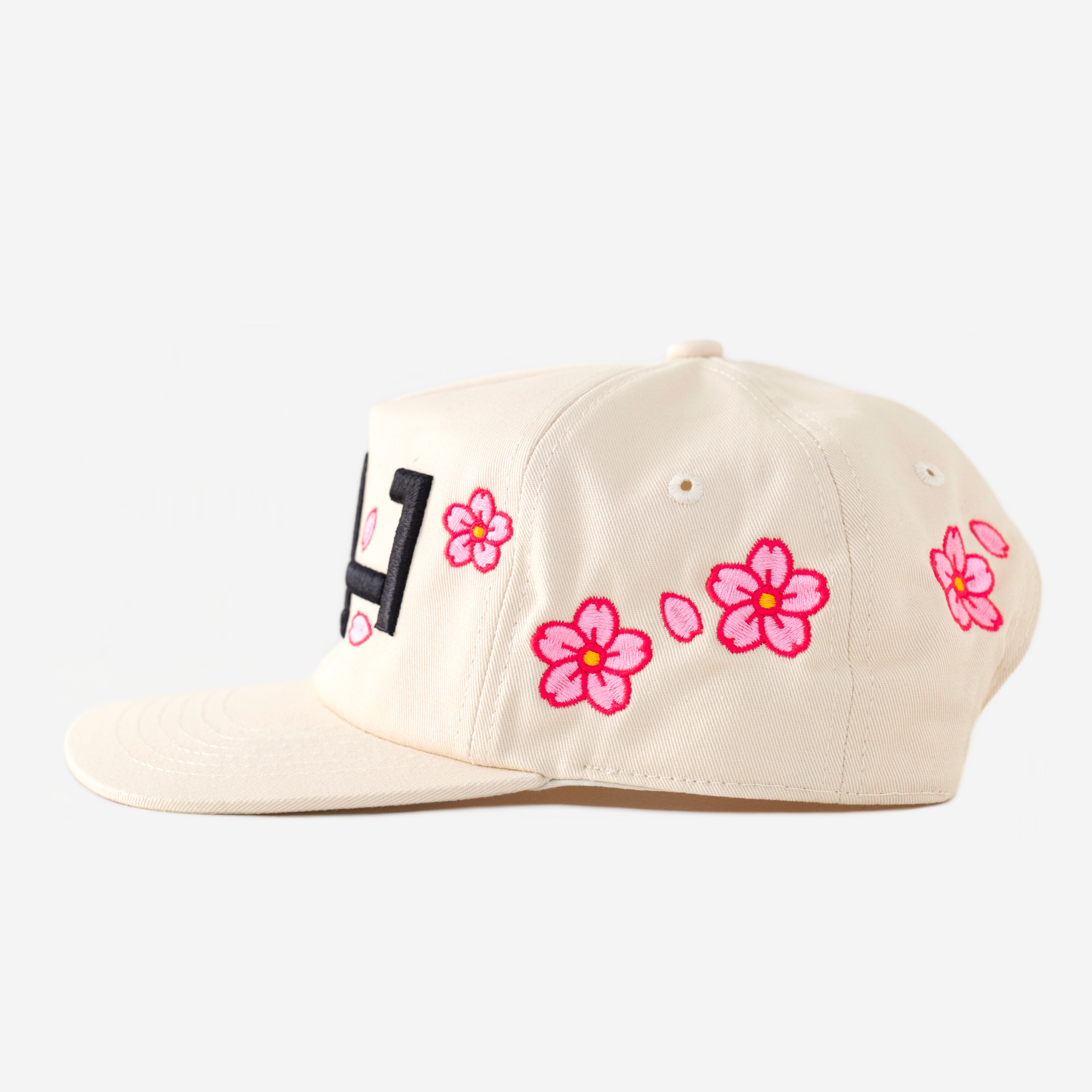 LA CHERRY BLOSSOM HAT (CREAM)