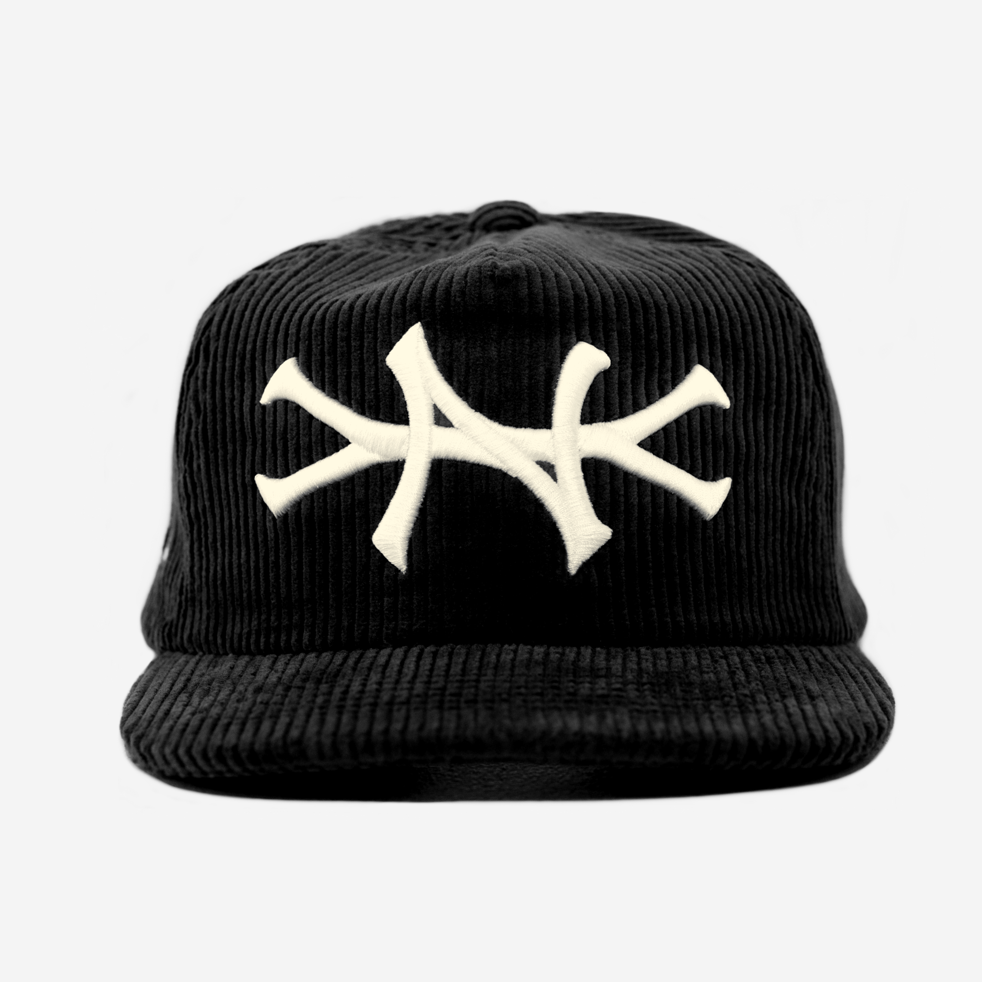NY CORDUROY HAT (BLK/CREAM)