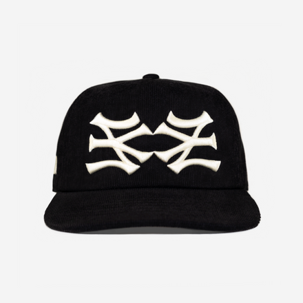 NY NY CORDUROY HAT (BLK/CRM)