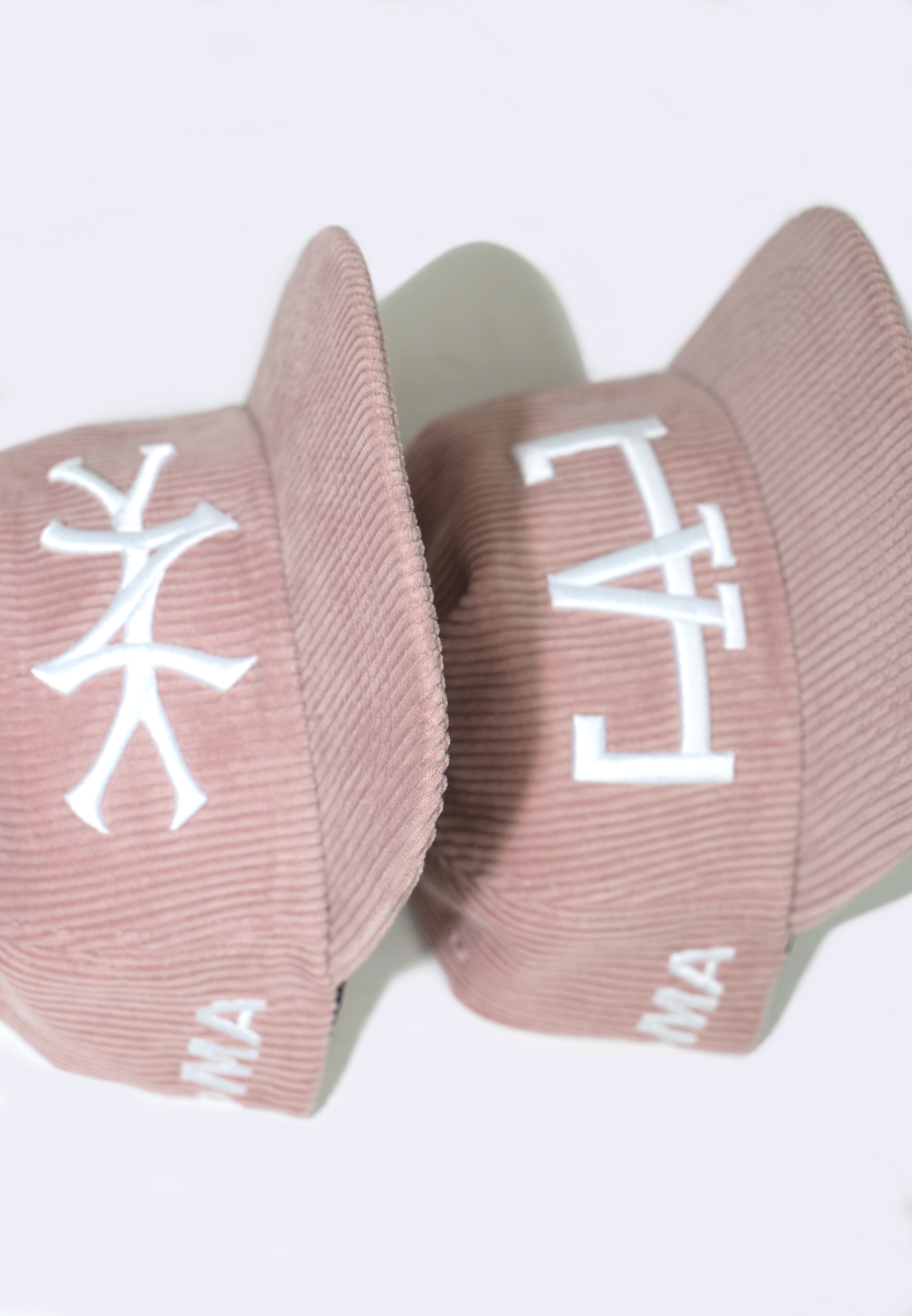 NY CORDUROY HAT (DUST PINK)