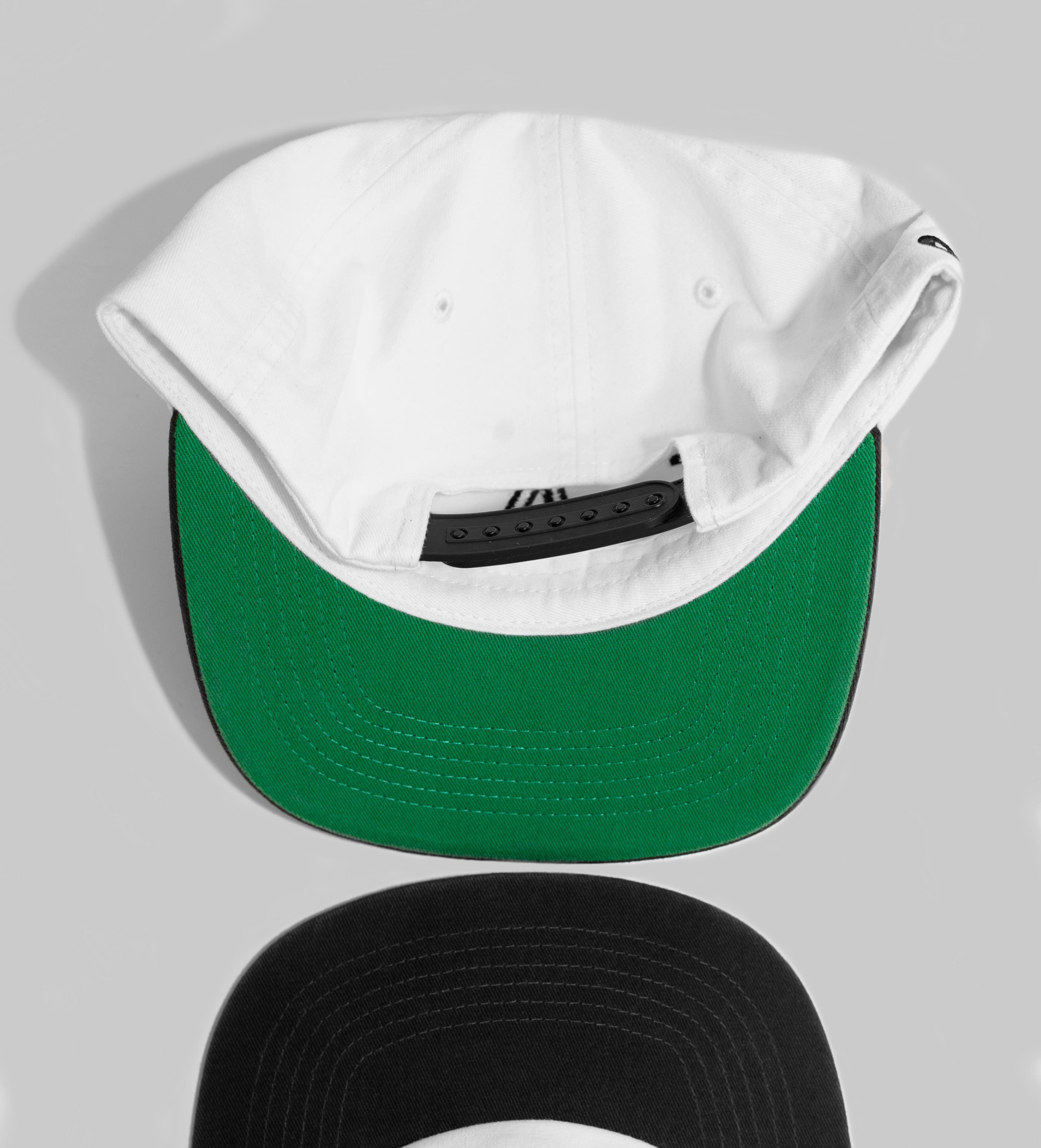 LA BONES HAT (COOKIES & CREAM)