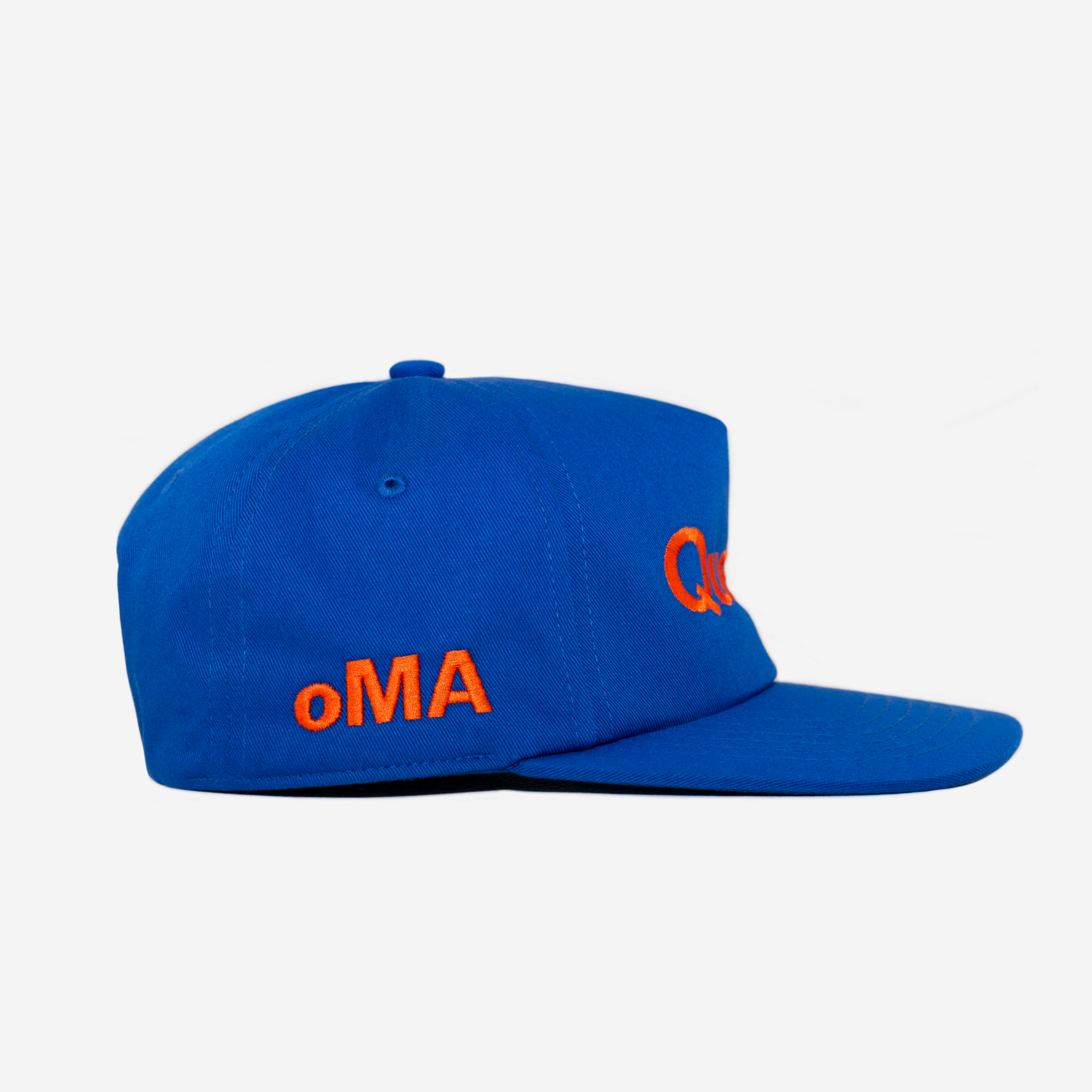 QUEENS TYPOGRAPHY HAT (BLUE)