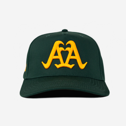 A HAT CURVED BRIM (GREEN)